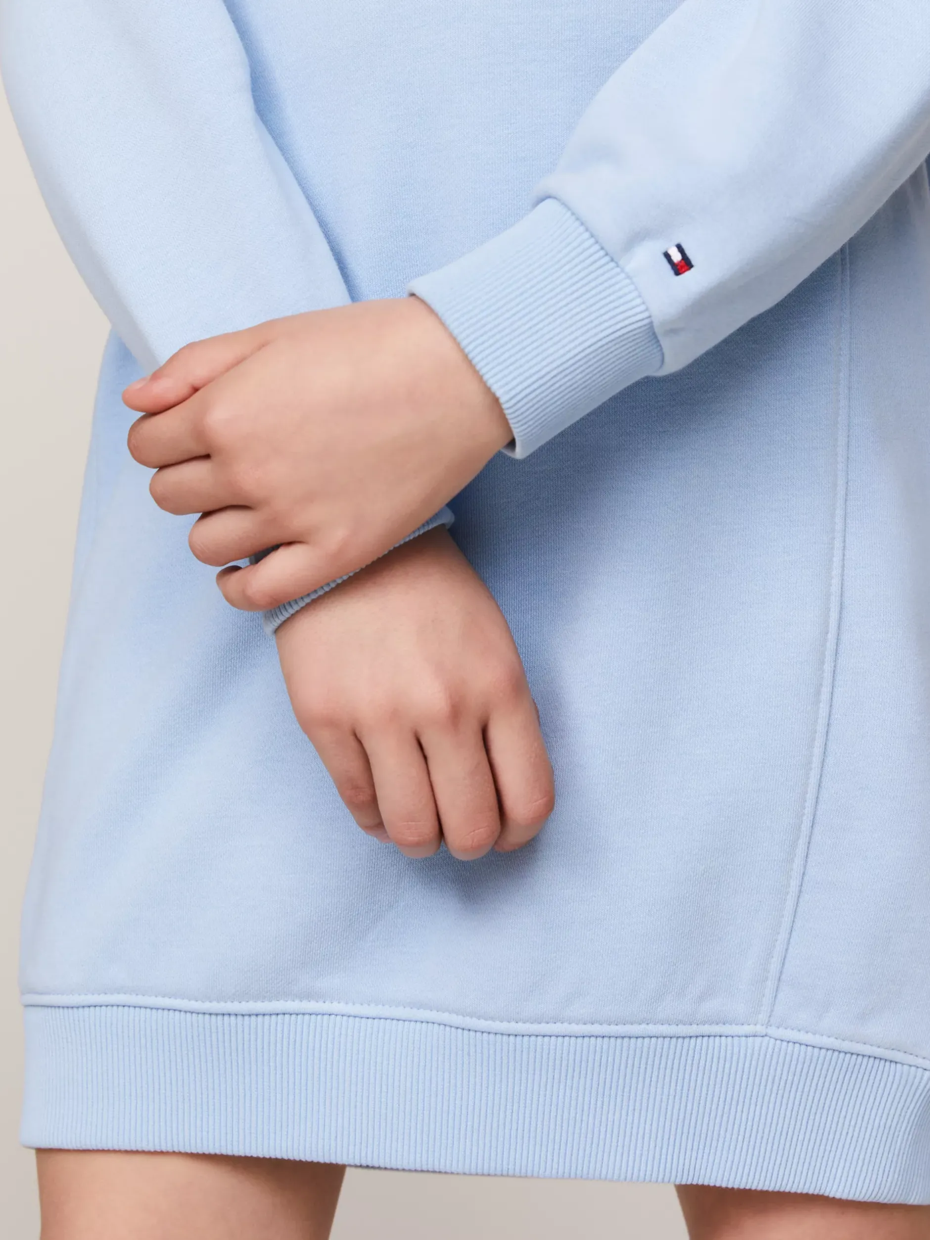 Sukienki*Tommy Hilfiger Luźna Sukienka Dzianinowa Essential Z Logo VESSEL BLUE