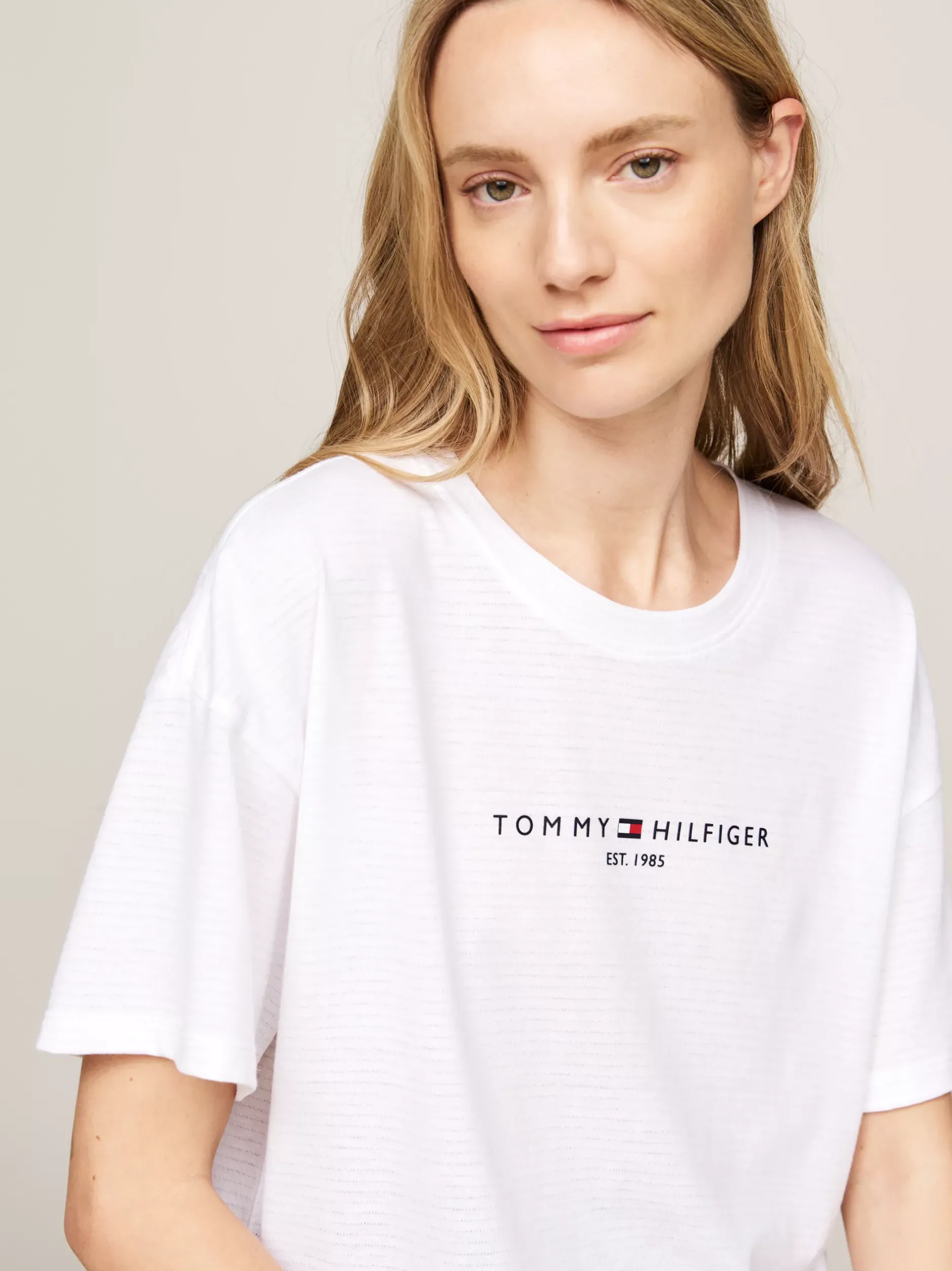 T-Shirty*Tommy Hilfiger Luźny Sportowy T-shirt TH Cool TH OPTIC WHITE