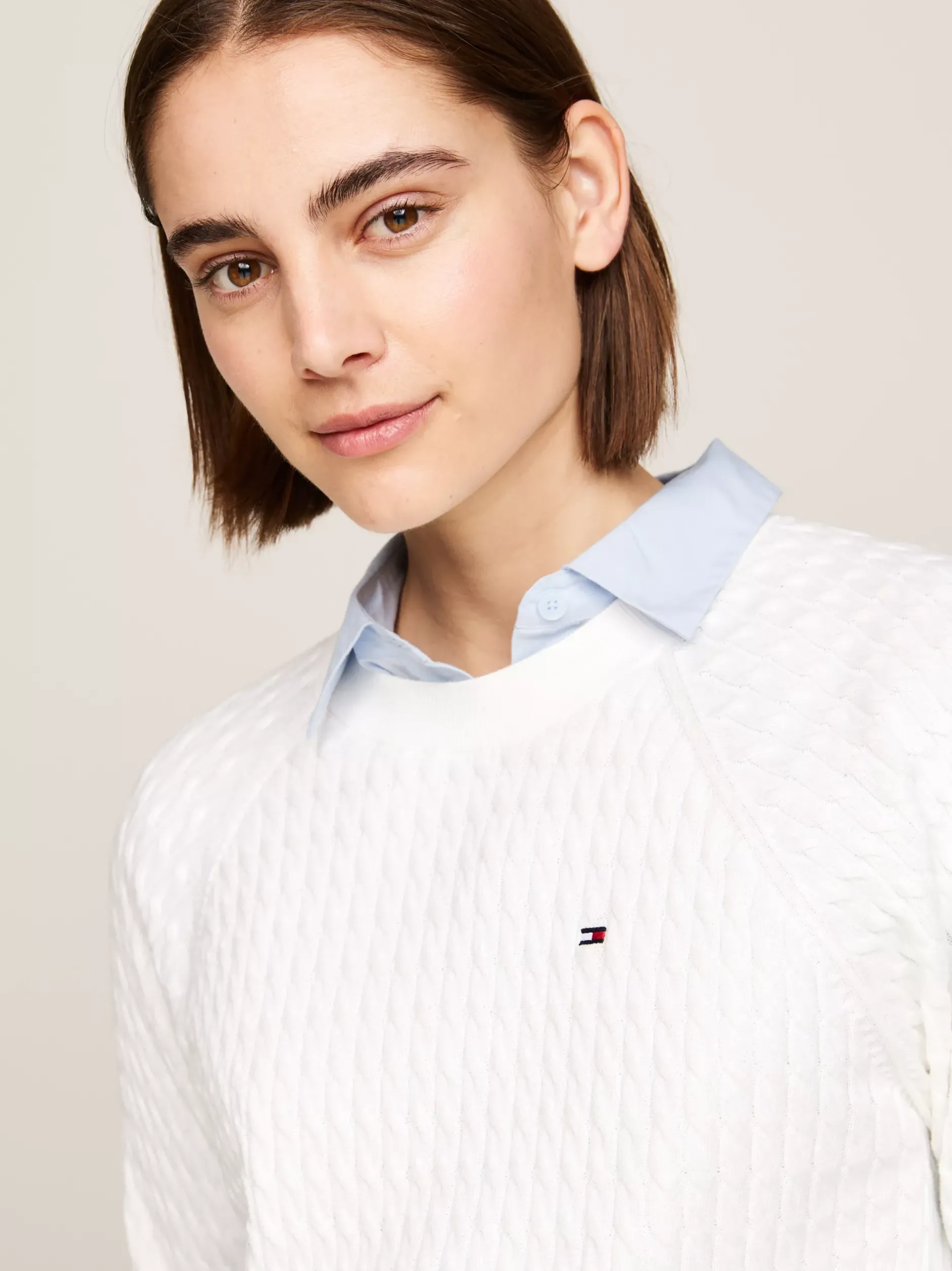 Swetry|Dzianina*Tommy Hilfiger Luźny Sweter Z Drobnym Splotem Warkoczowym ECRU