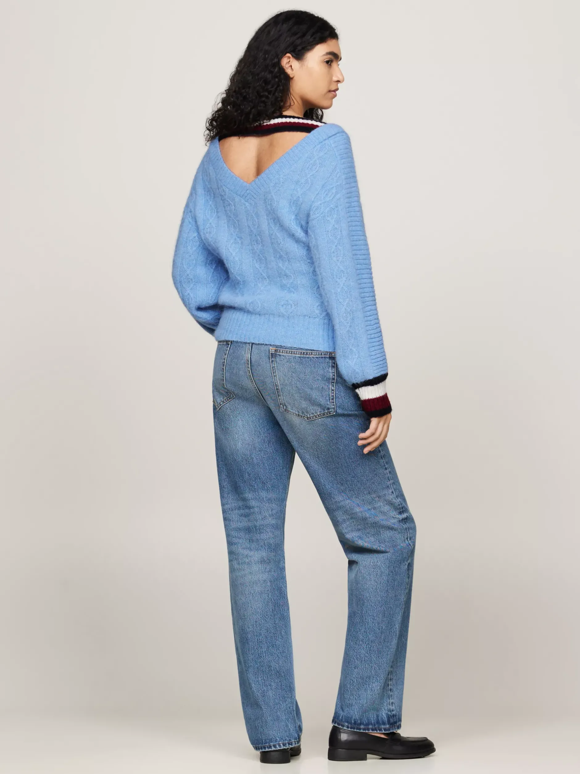 Dzianina|Swetry*Tommy Hilfiger Luźny Sweter Z Wycięciem Z Tyłu I Emblematem VESSEL BLUE