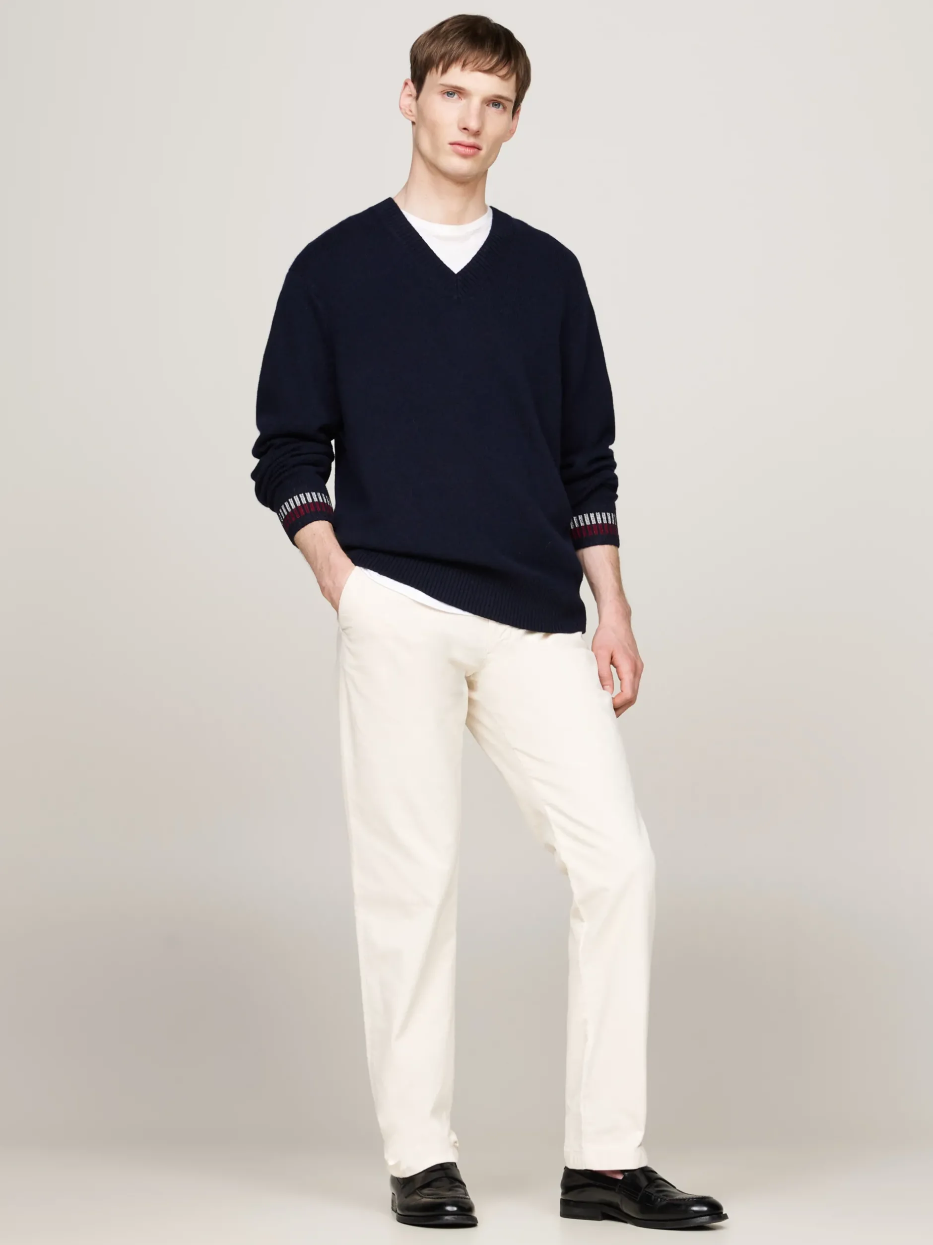 Swetry|Dzianina*Tommy Hilfiger Luźny, Wełniany Sweter Z Dekoltem W Szpic DESERT SKY