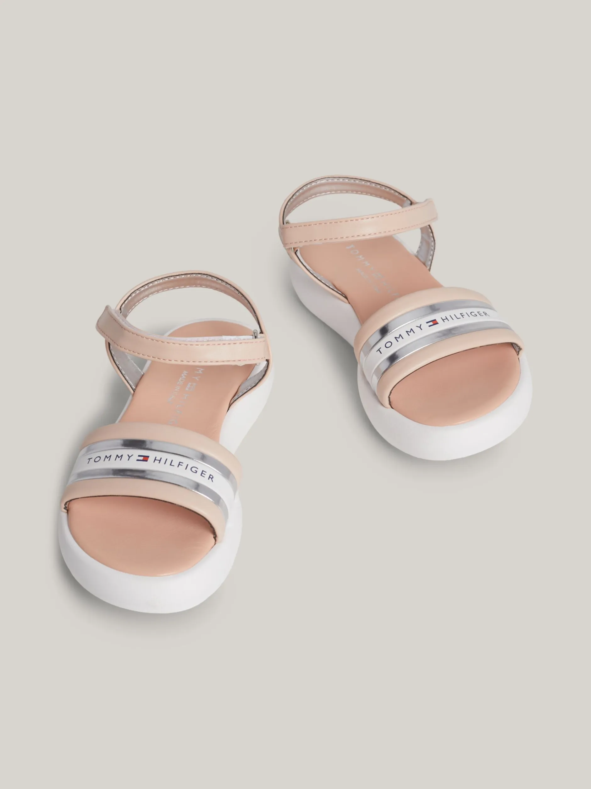 Obuwie I Akcesoria*Tommy Hilfiger Metaliczne Sandały Z Zapięciem Na Rzep I Logo NUDE