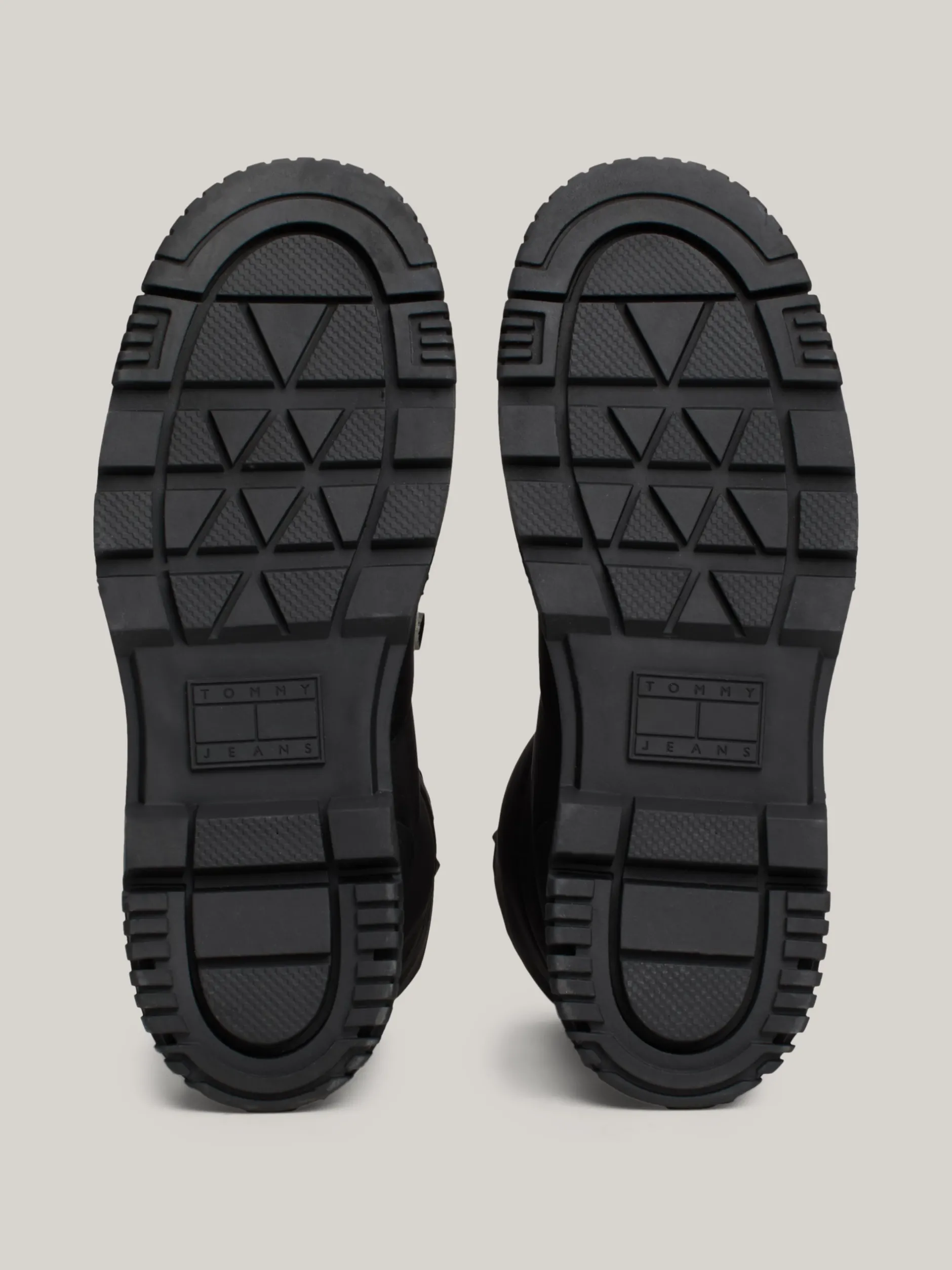 Buty*Tommy Hilfiger Śniegowce Na Grubej Podeszwie Z Logo BLACK