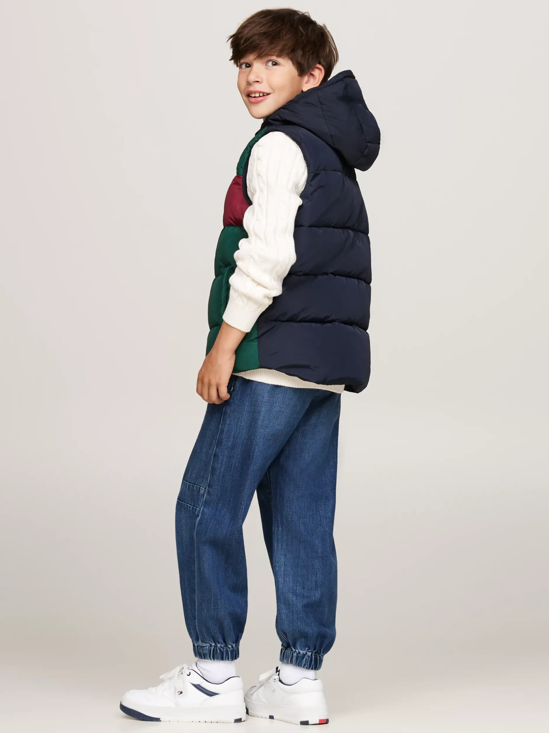 Kurtki*Tommy Hilfiger Ocieplany Bezrękawnik Z Materiału Rip-stop ORNAMENTAL GREEN / ROUGE / BLUE