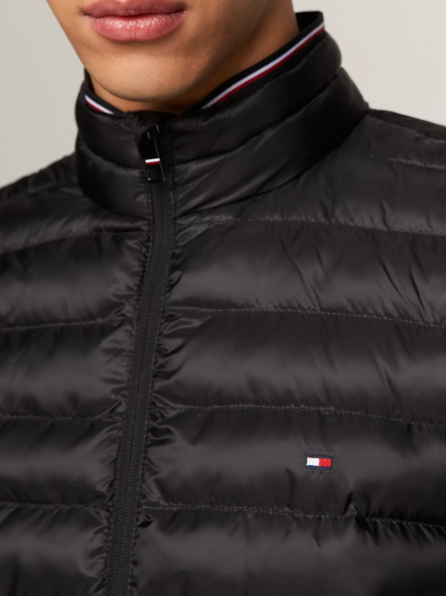 Kurtki & Płaszcze*Tommy Hilfiger Ocieplany Nieprzemakalny Bezrękawnik BLACK
