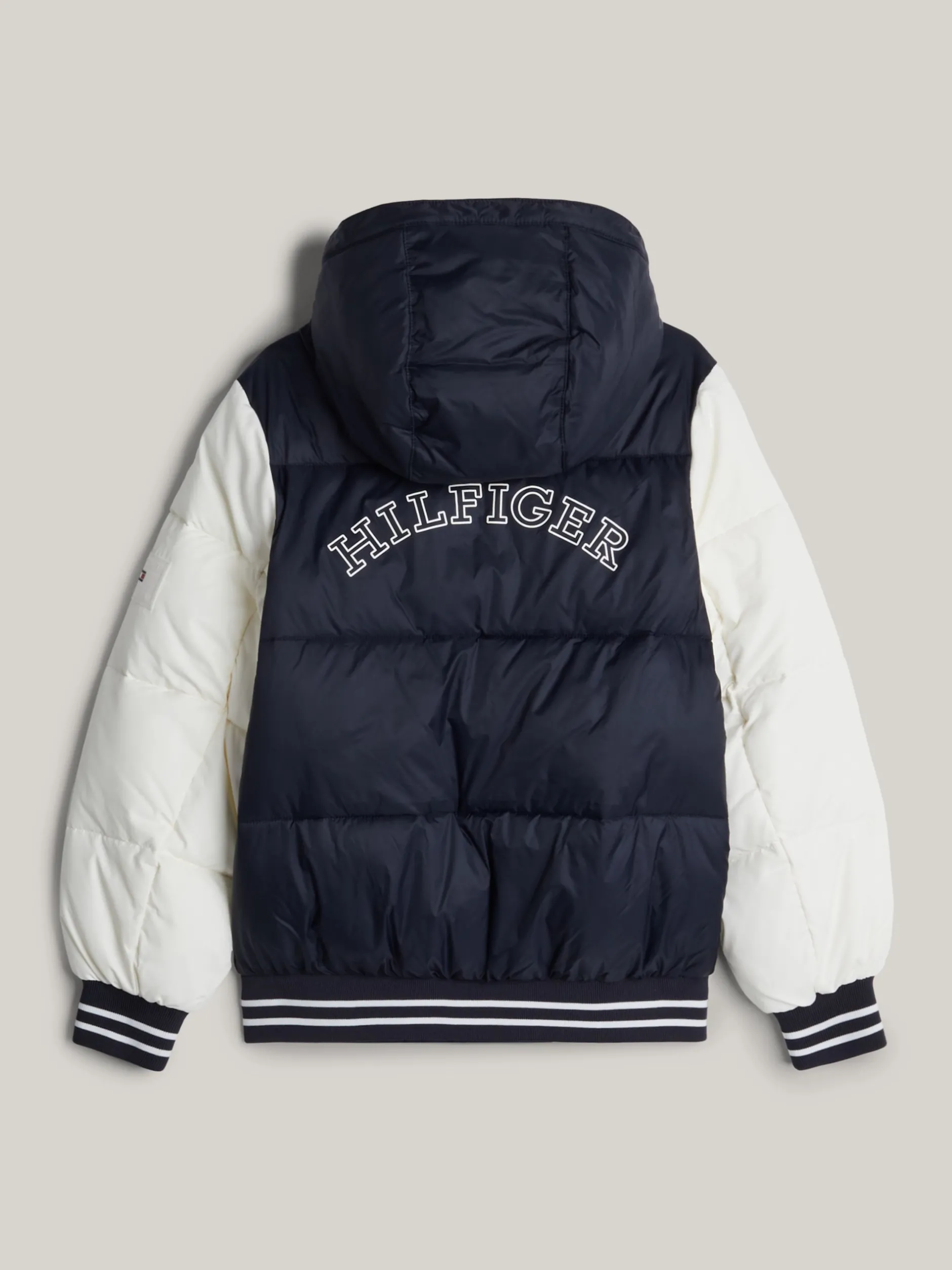 Kurtki*Tommy Hilfiger Pikowana Kurtka Adaptive Z Blokami Kolorów DESERT SKY COLORBLOCK