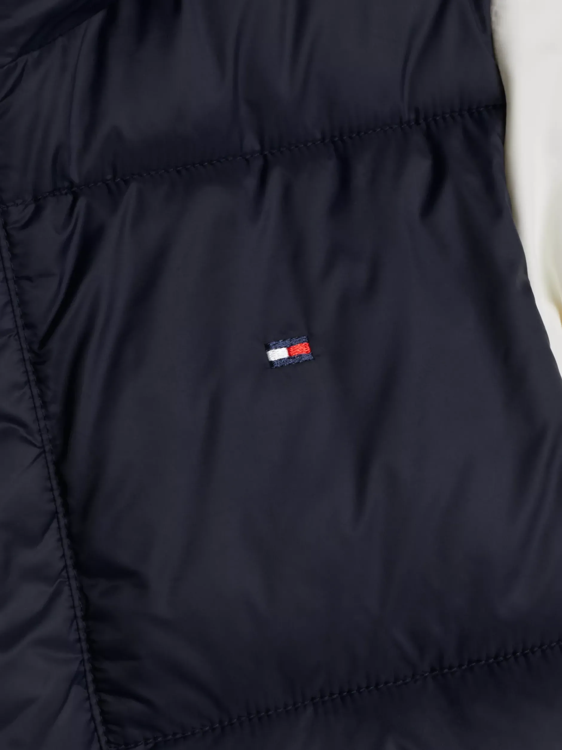 Kurtki*Tommy Hilfiger Pikowana Kurtka Adaptive Z Blokami Kolorów DESERT SKY COLORBLOCK