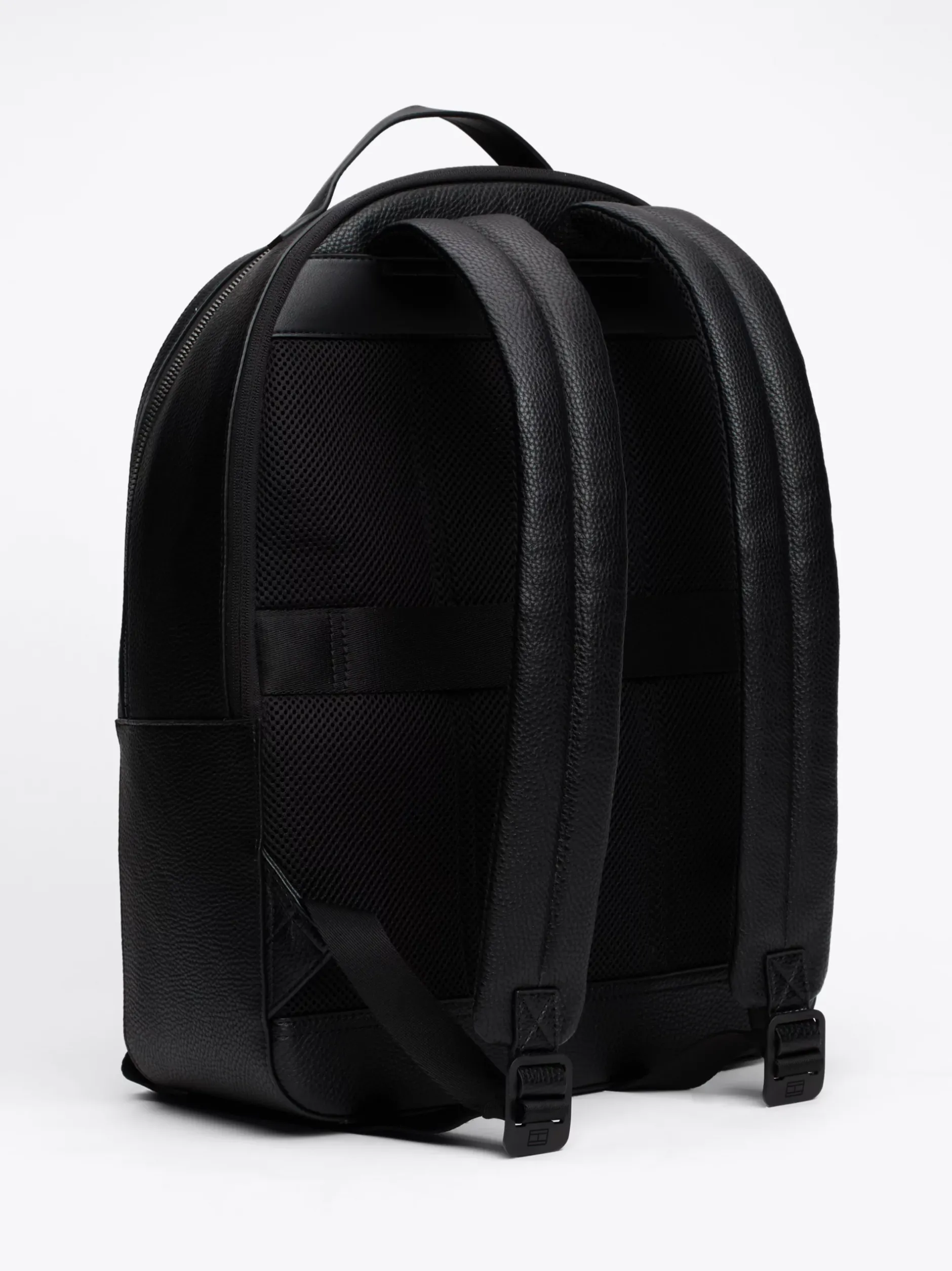 Plecaki*Tommy Hilfiger Plecak TH Monogram O Groszkowanej Fakturze BLACK