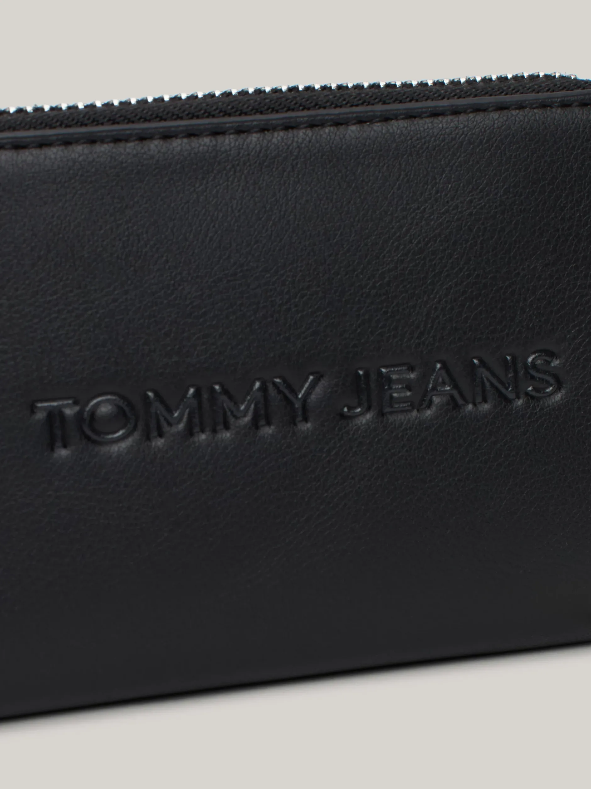 Portfele & Breloczki Do Kluczy*Tommy Hilfiger Portfel Essential Zapinany Na Zamek Z Logo BLACK