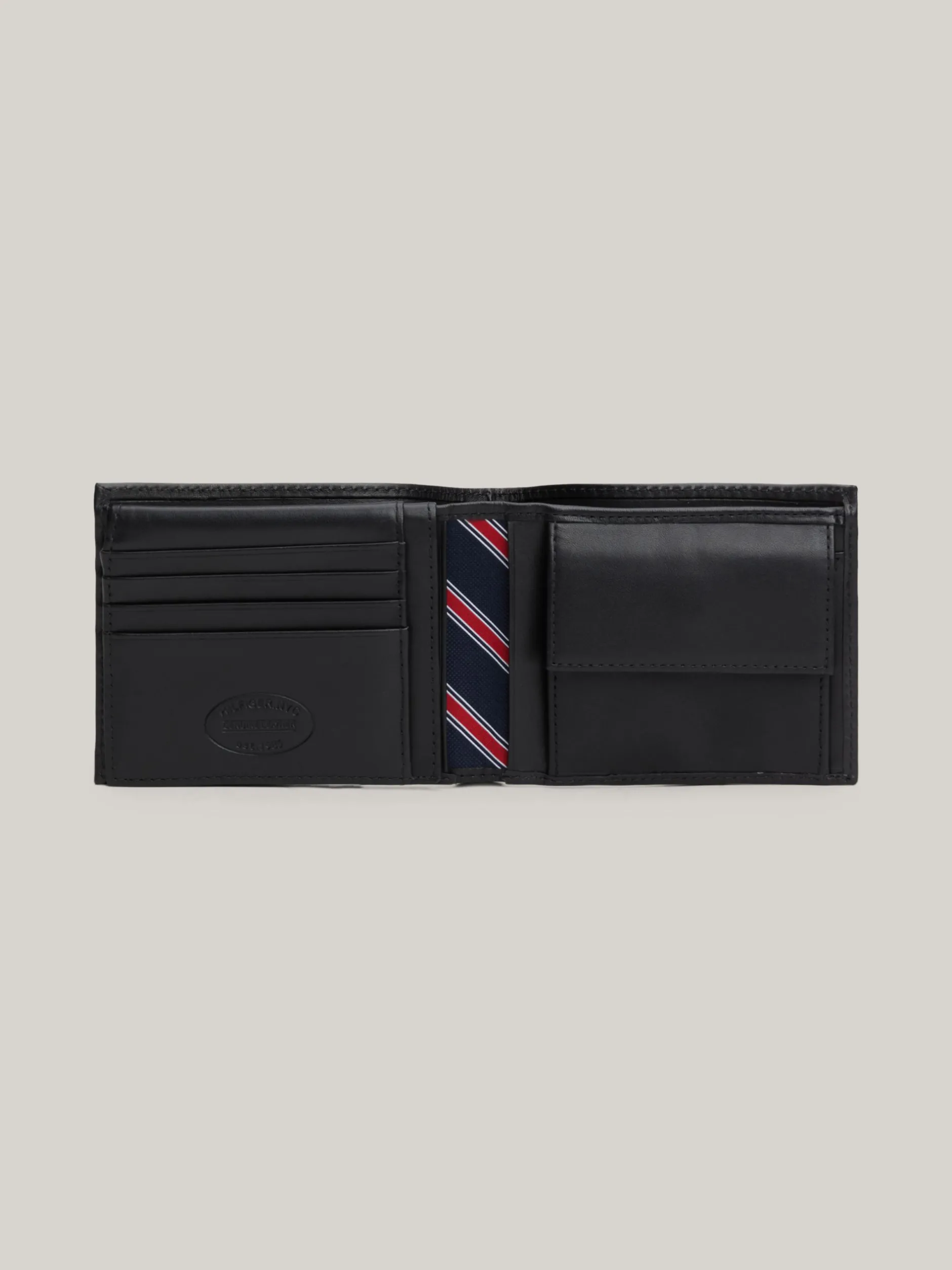 Portfele & Breloczki Do Kluczy*Tommy Hilfiger Portfel Eton Z Klapką BLACK