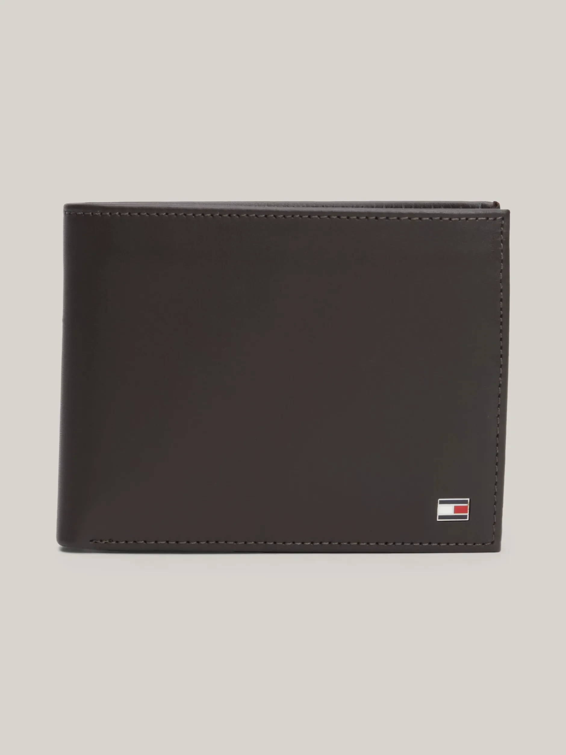 Portfele & Breloczki Do Kluczy*Tommy Hilfiger Portfel Eton Z Klapką BROWN