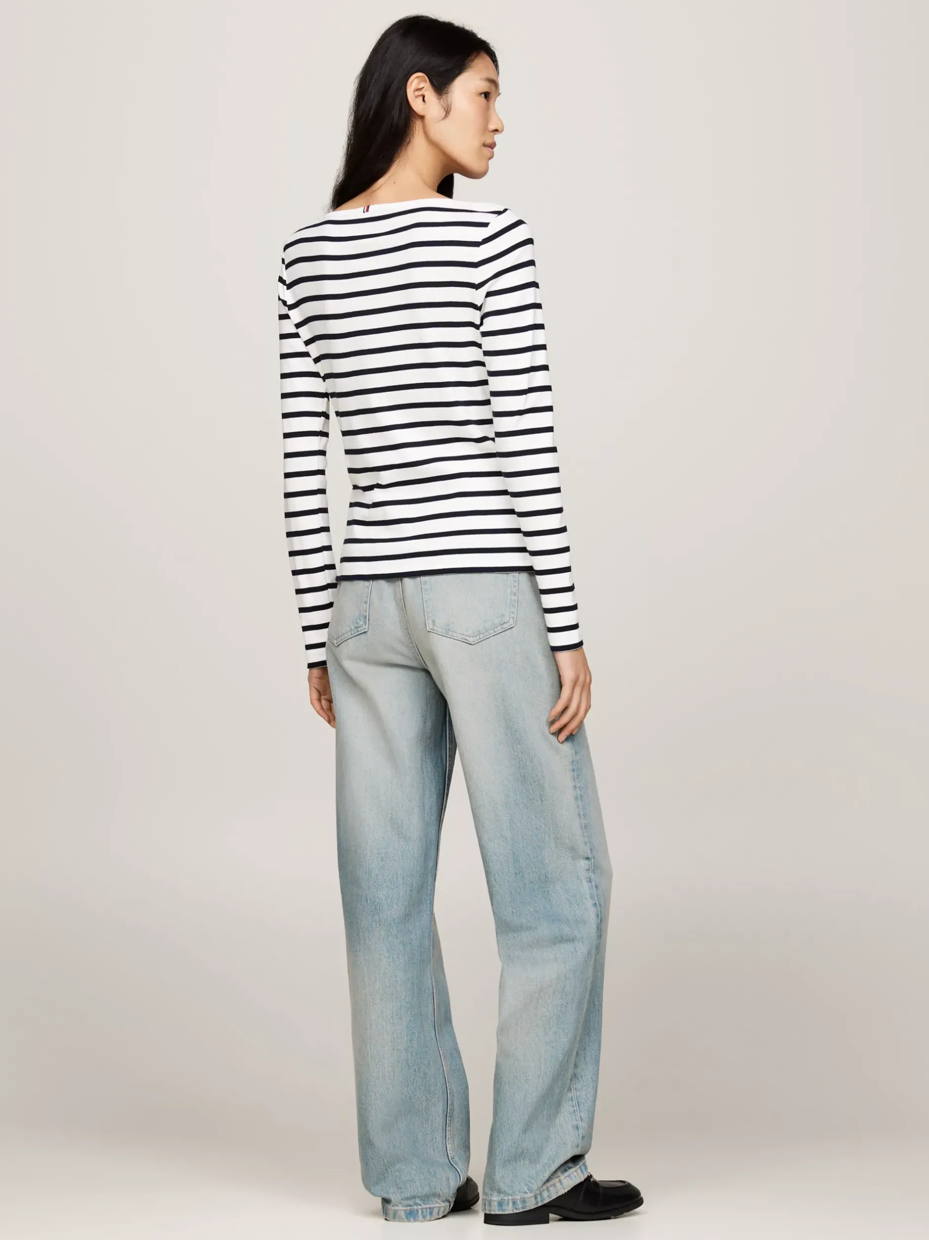 T-Shirty*Tommy Hilfiger Prążkowany T-shirt Z Długim Rękawem BRETON ECRU/DESERT SKY