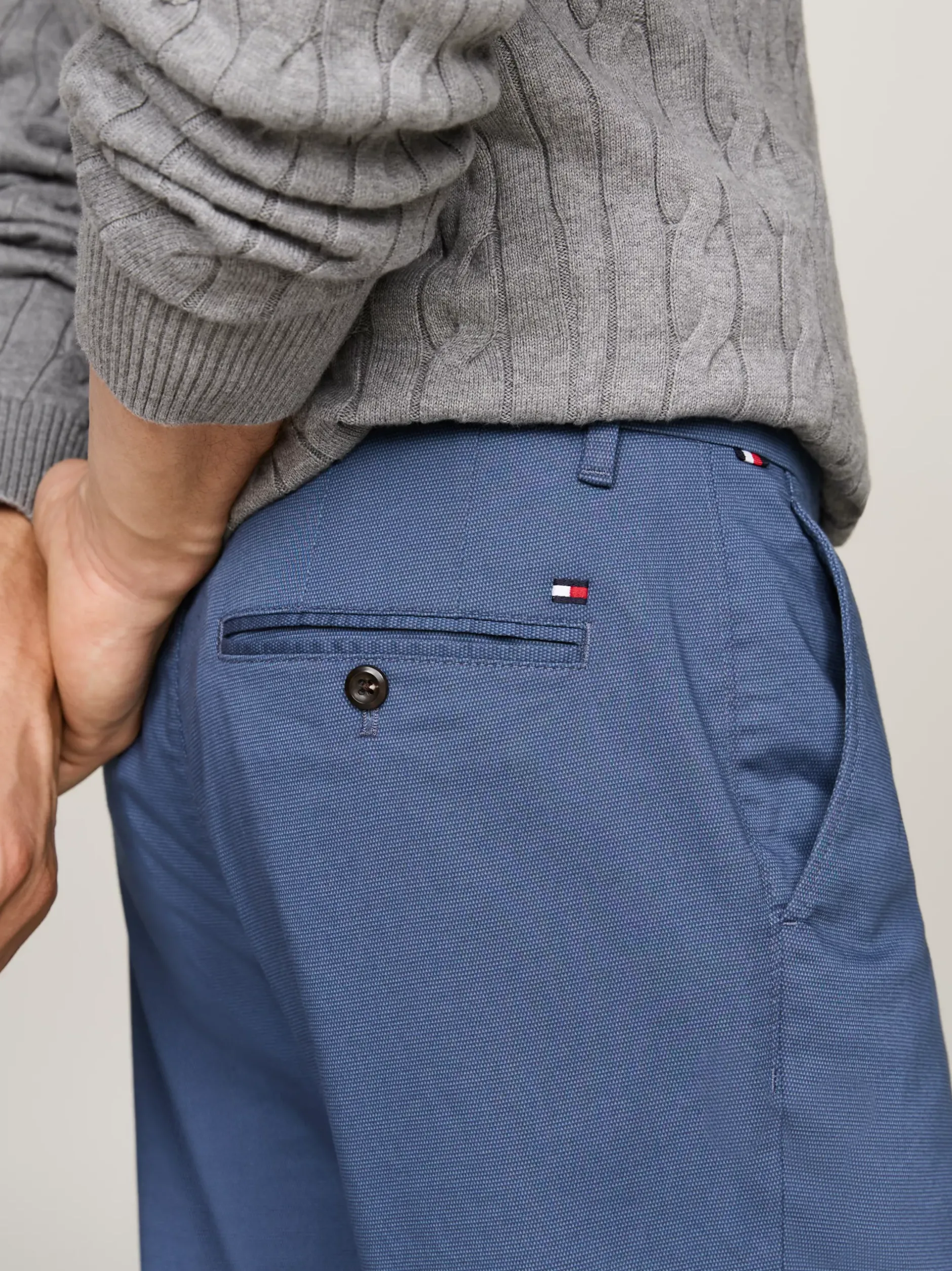 Spodnie*Tommy Hilfiger Proste Bawełniane Chinosy Denton Z Nadrukiem AEGEAN SEA