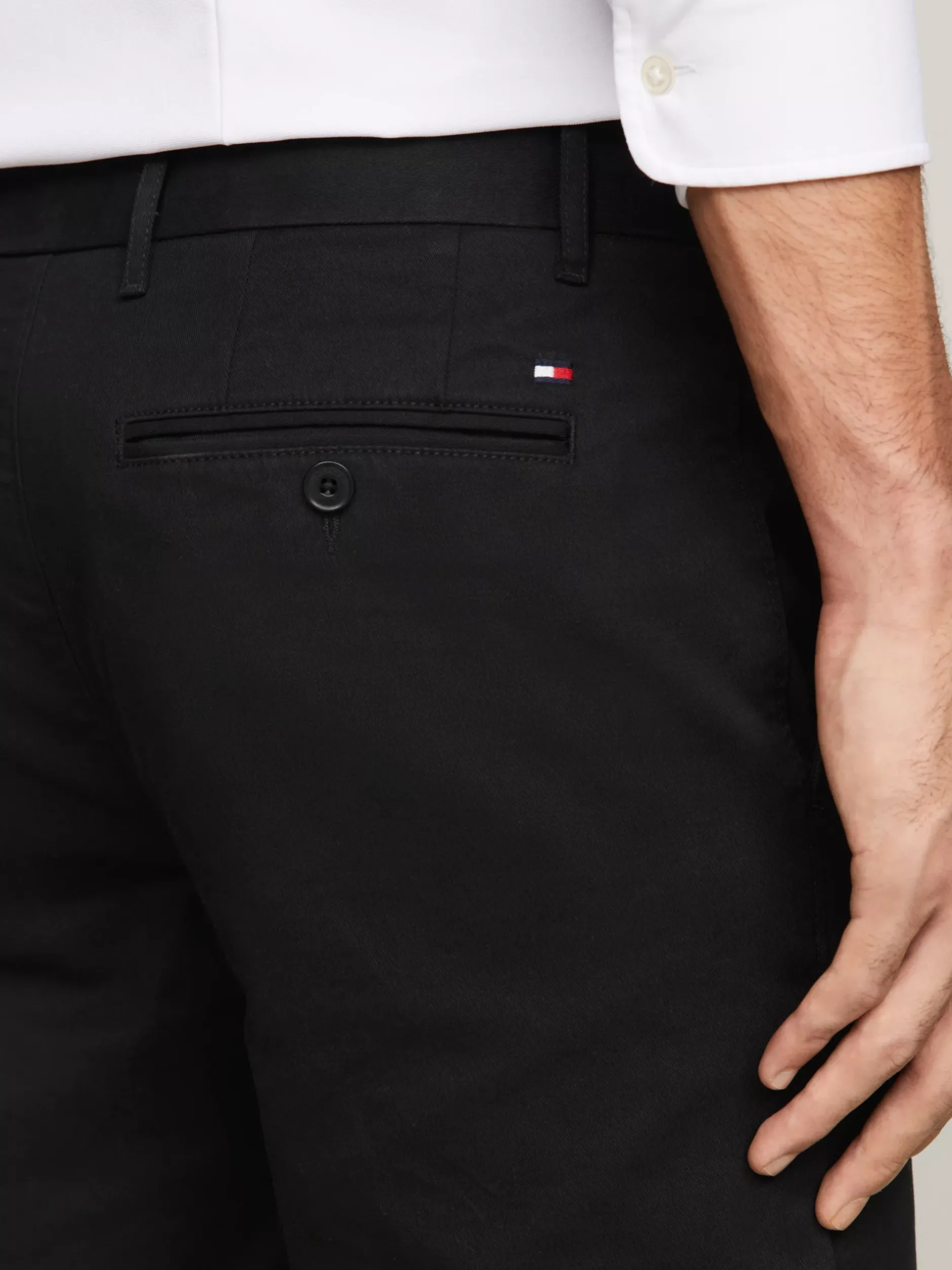 Spodnie*Tommy Hilfiger Proste Chinosy 1985 Collection Z Bawełny Pima Ze Stretchem BLACK