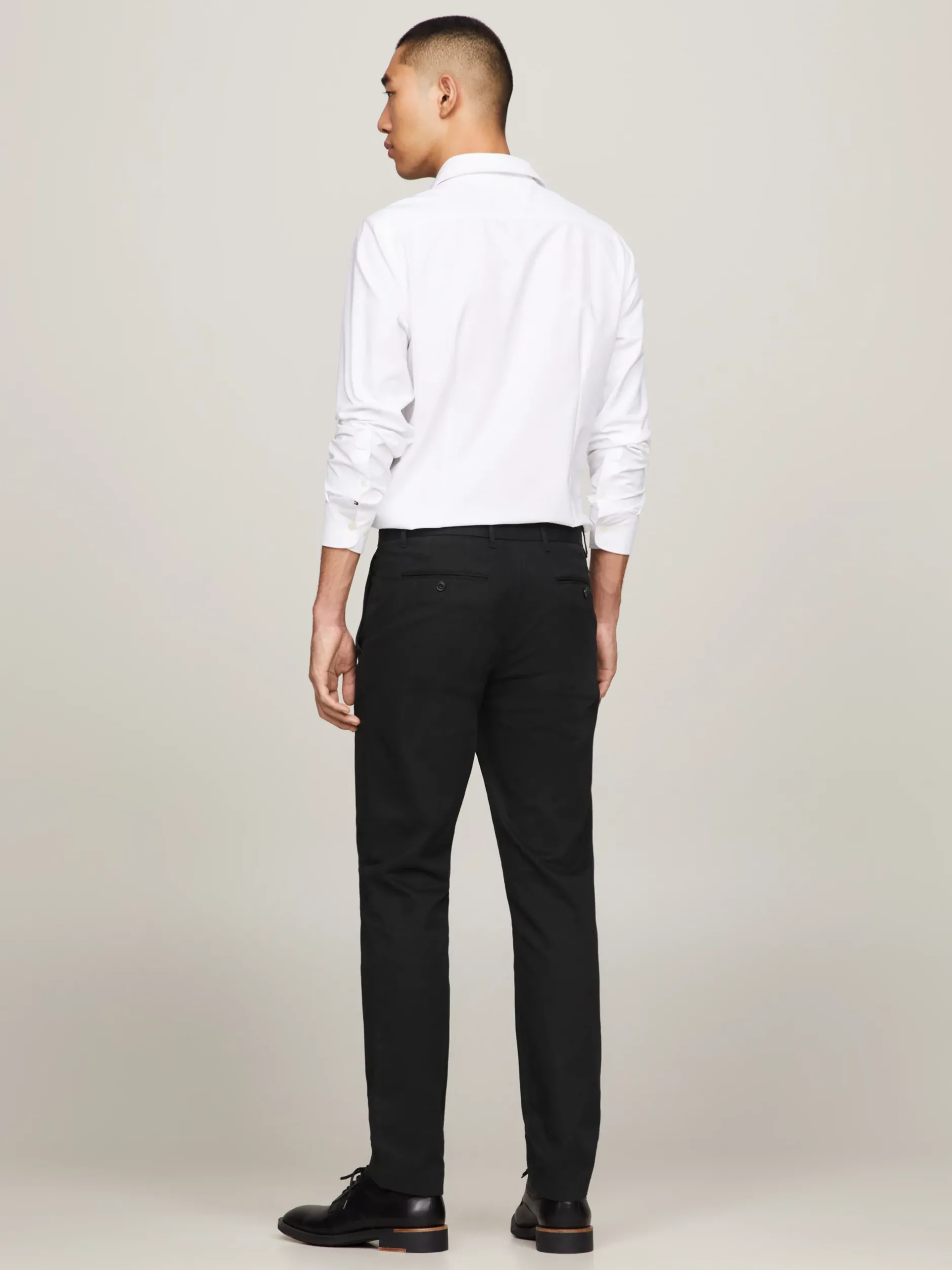 Spodnie*Tommy Hilfiger Proste Chinosy 1985 Collection Z Bawełny Pima Ze Stretchem BLACK
