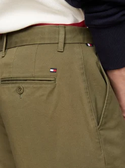 Spodnie*Tommy Hilfiger Proste Chinosy 1985 Collection Z Bawełny Pima Ze Stretchem UTILITY OLIVE