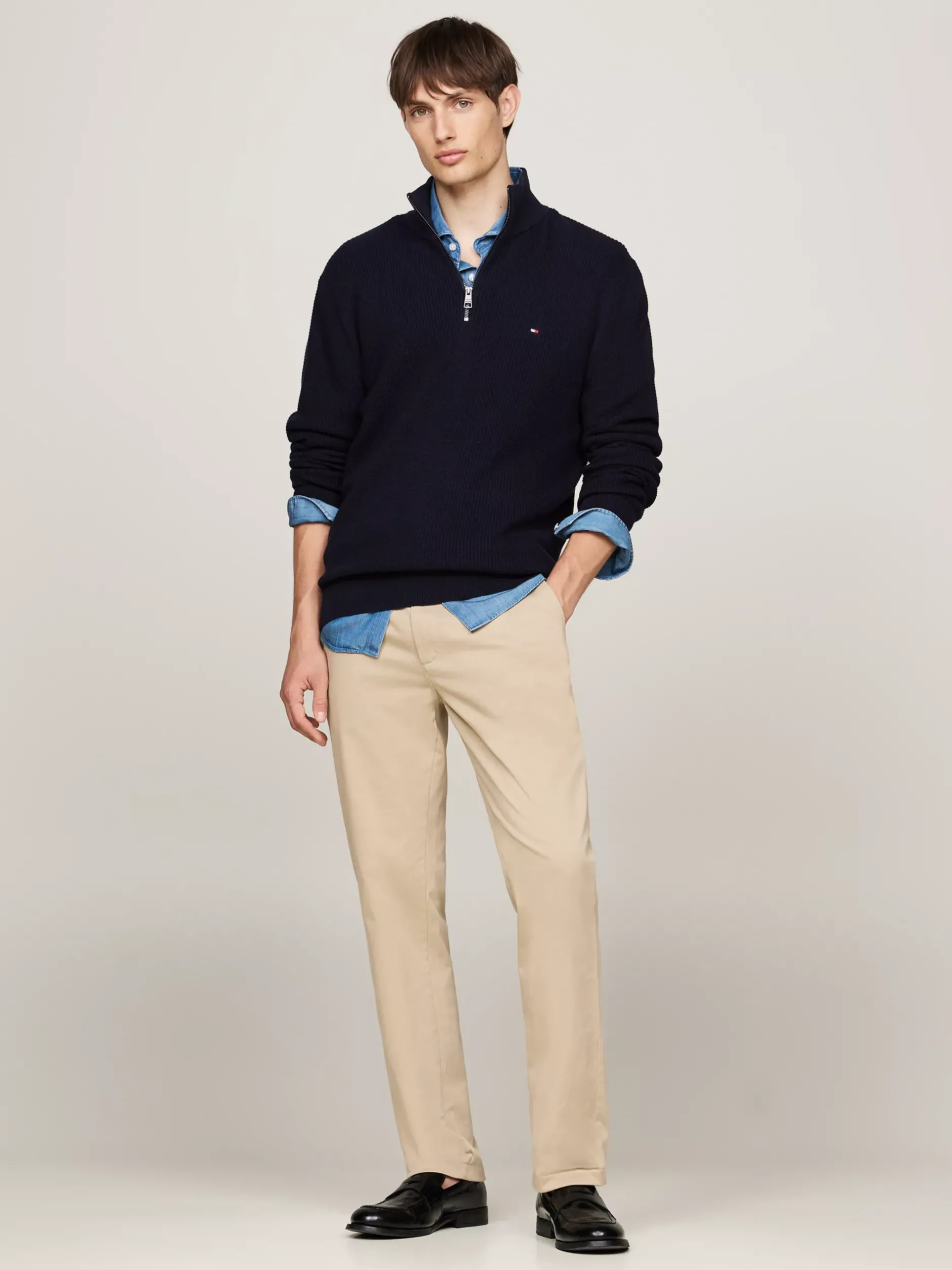 Spodnie*Tommy Hilfiger Proste Chinosy Denton Z Bawełny Ze Stretchem BATIQUE KHAKI