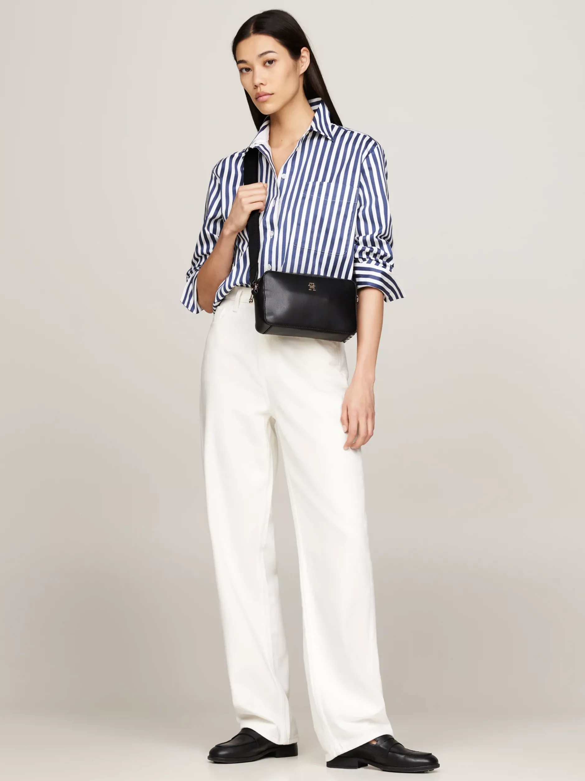 Torebki Na Pasku*Tommy Hilfiger Prostokątna Torebka Hilfiger Monotype BLACK