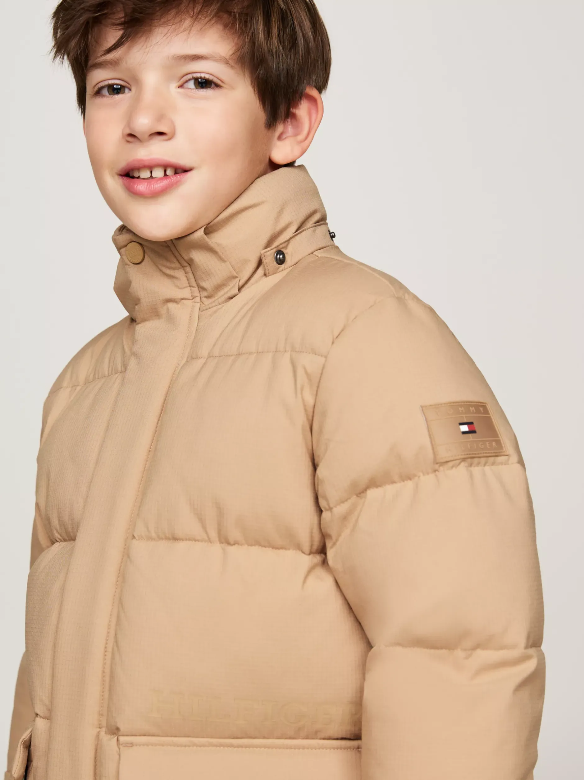 Kurtki*Tommy Hilfiger Puchowa Kurtka Z Logo Hilfiger Monotype CLASSIC KHAKI