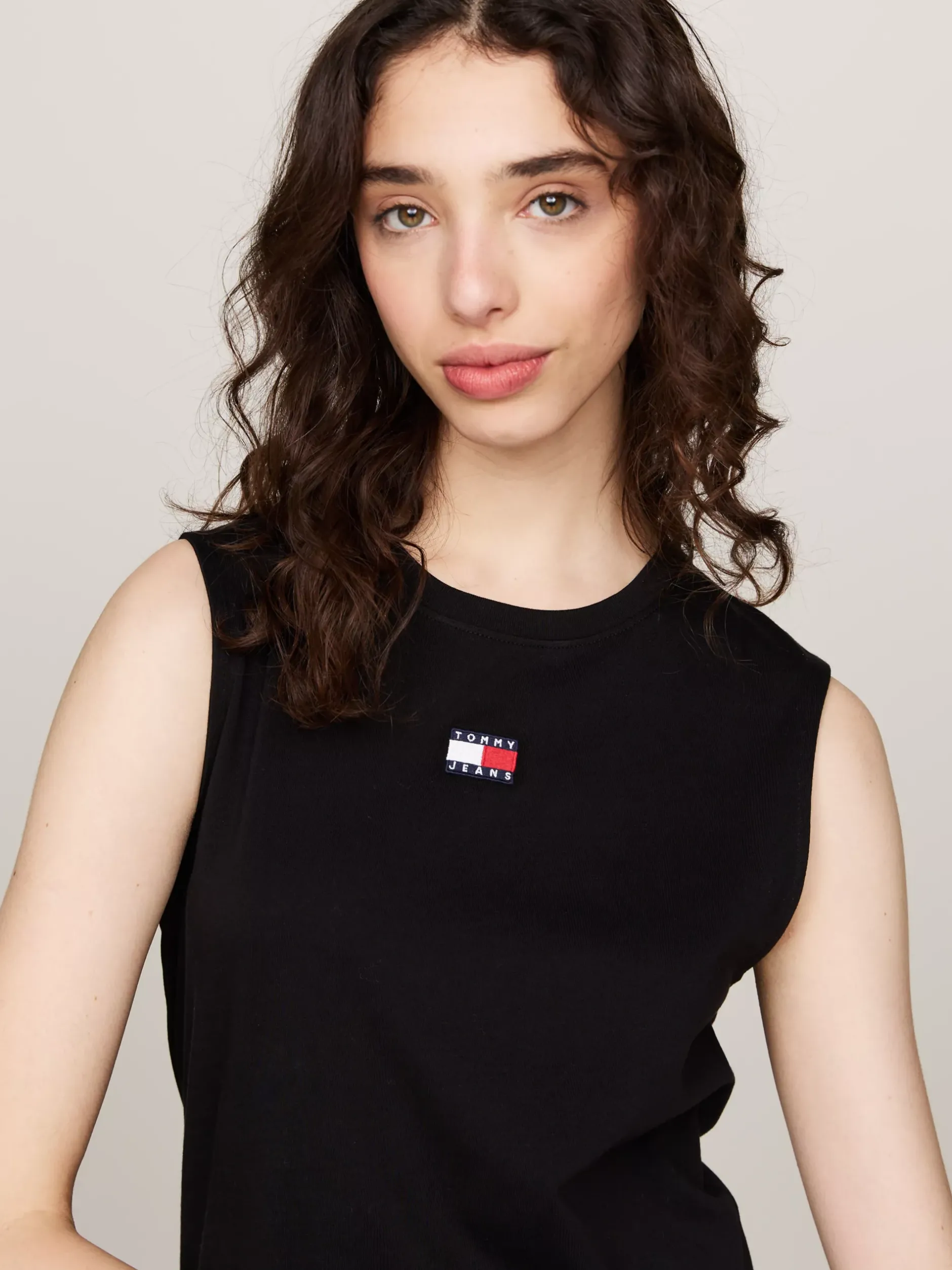 Sukienki*Tommy Hilfiger Pudełkowa Sukienka Maxi Bez Rękawów Z Naszywką BLACK