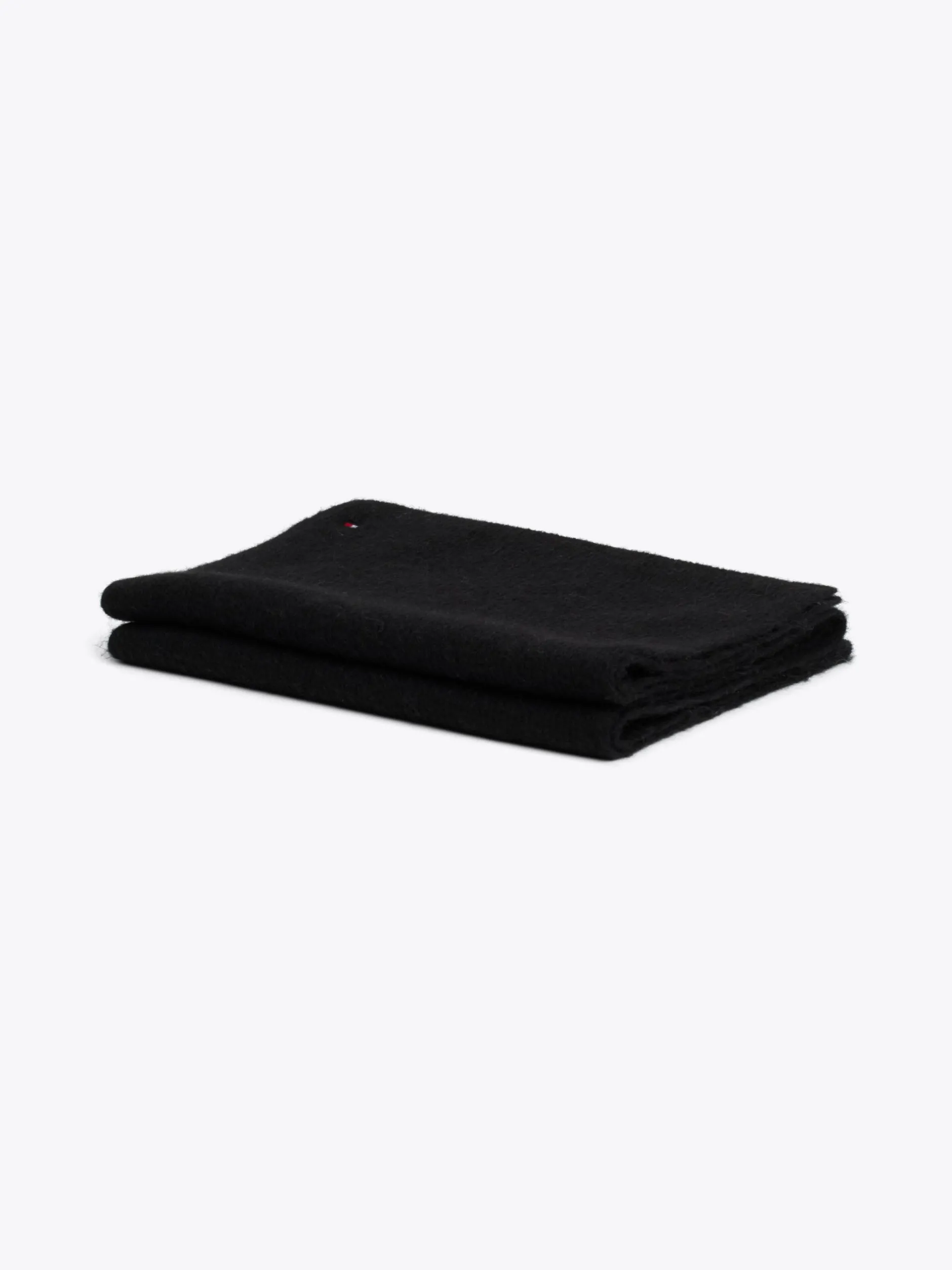 Szaliki|Szaliki*Tommy Hilfiger Puszysty Szal Essential Z Flagą BLACK