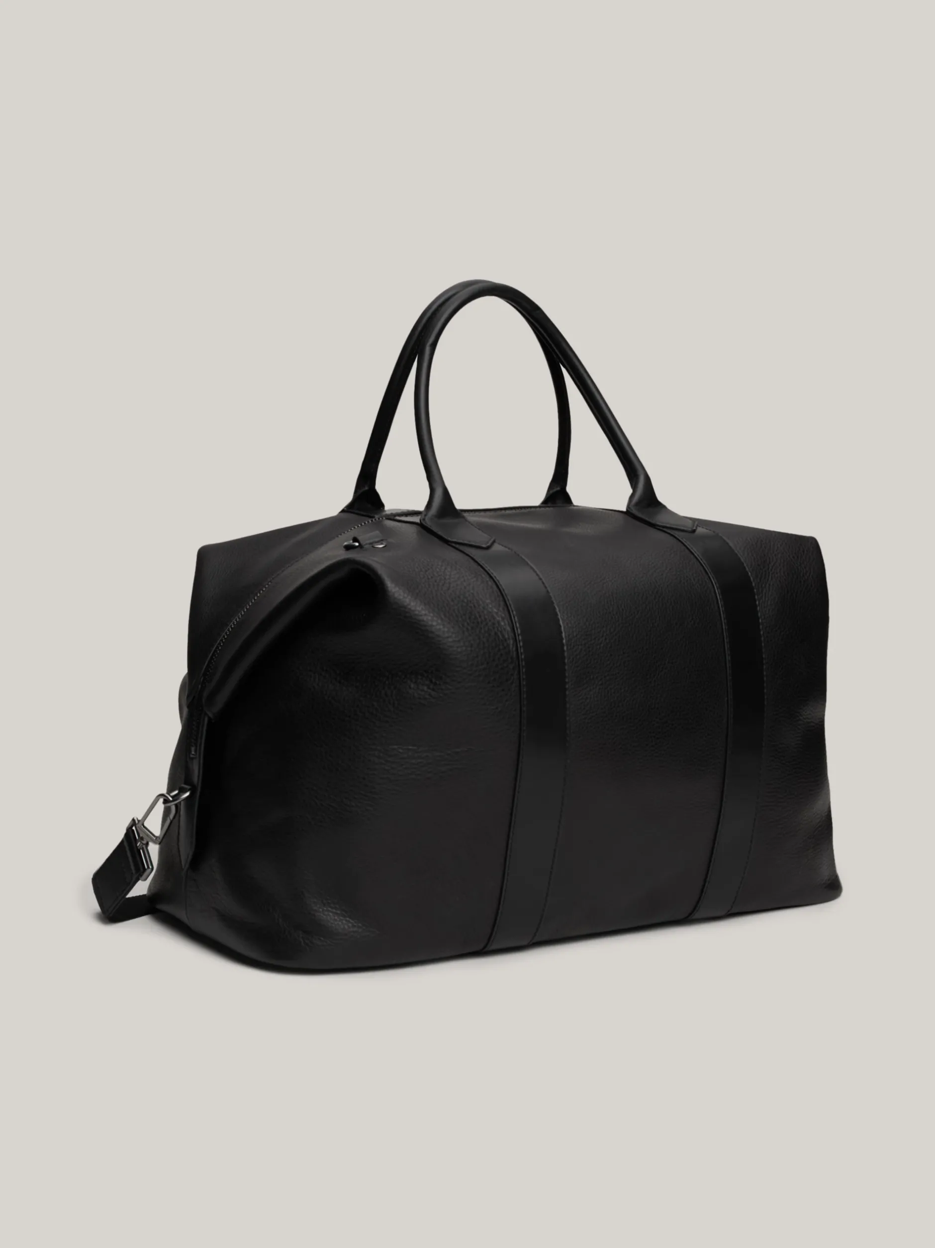 Duże Torby*Tommy Hilfiger Skórzana Torba Sportowa Premium BLACK