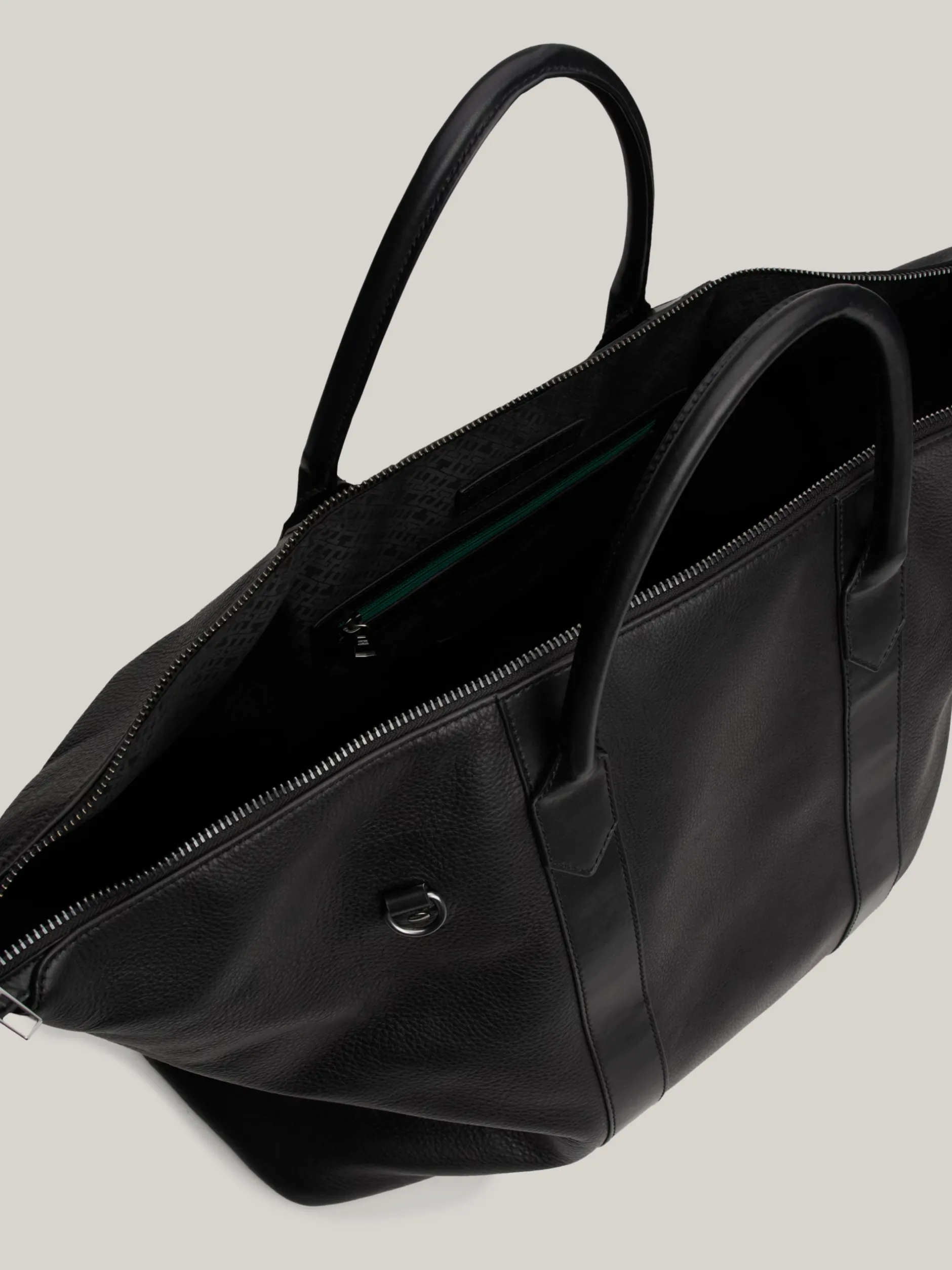 Duże Torby*Tommy Hilfiger Skórzana Torba Sportowa Premium BLACK
