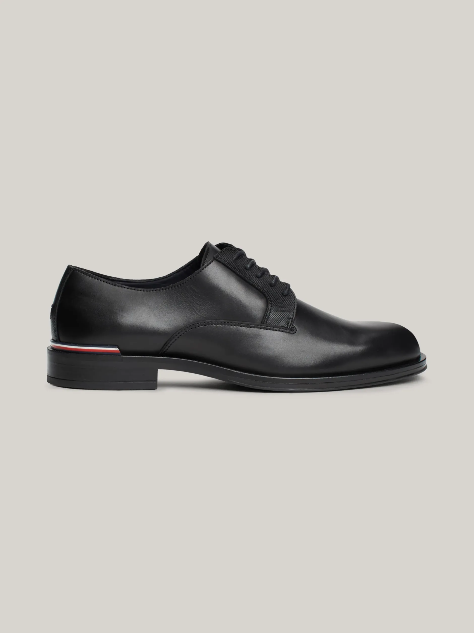 Buty Wizytowe*Tommy Hilfiger Skórzane Buty Derby Z Teksturowanymi Wstawkami BLACK
