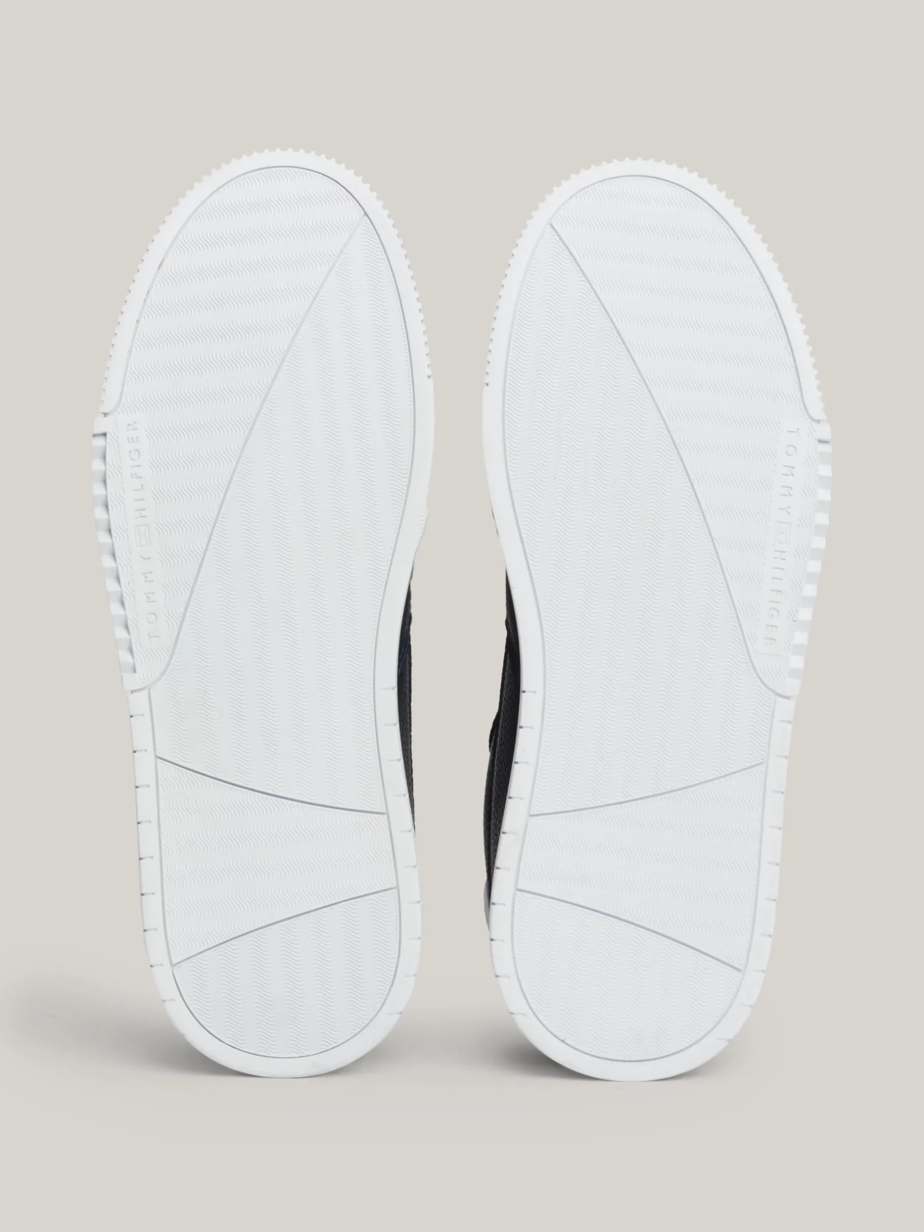 Sneakersy*Tommy Hilfiger Skórzane Buty Sportowe DESERT SKY