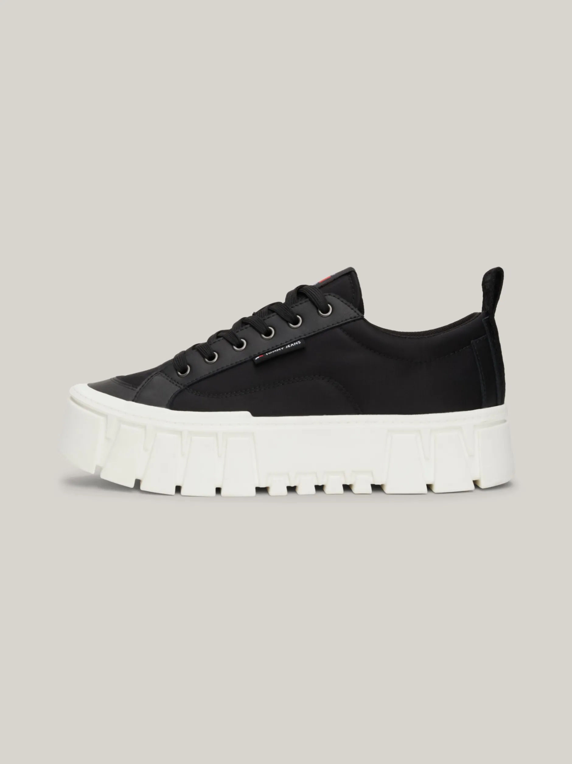 Sneakersy*Tommy Hilfiger Skórzane Buty Sportowe Na Platformie BLACK