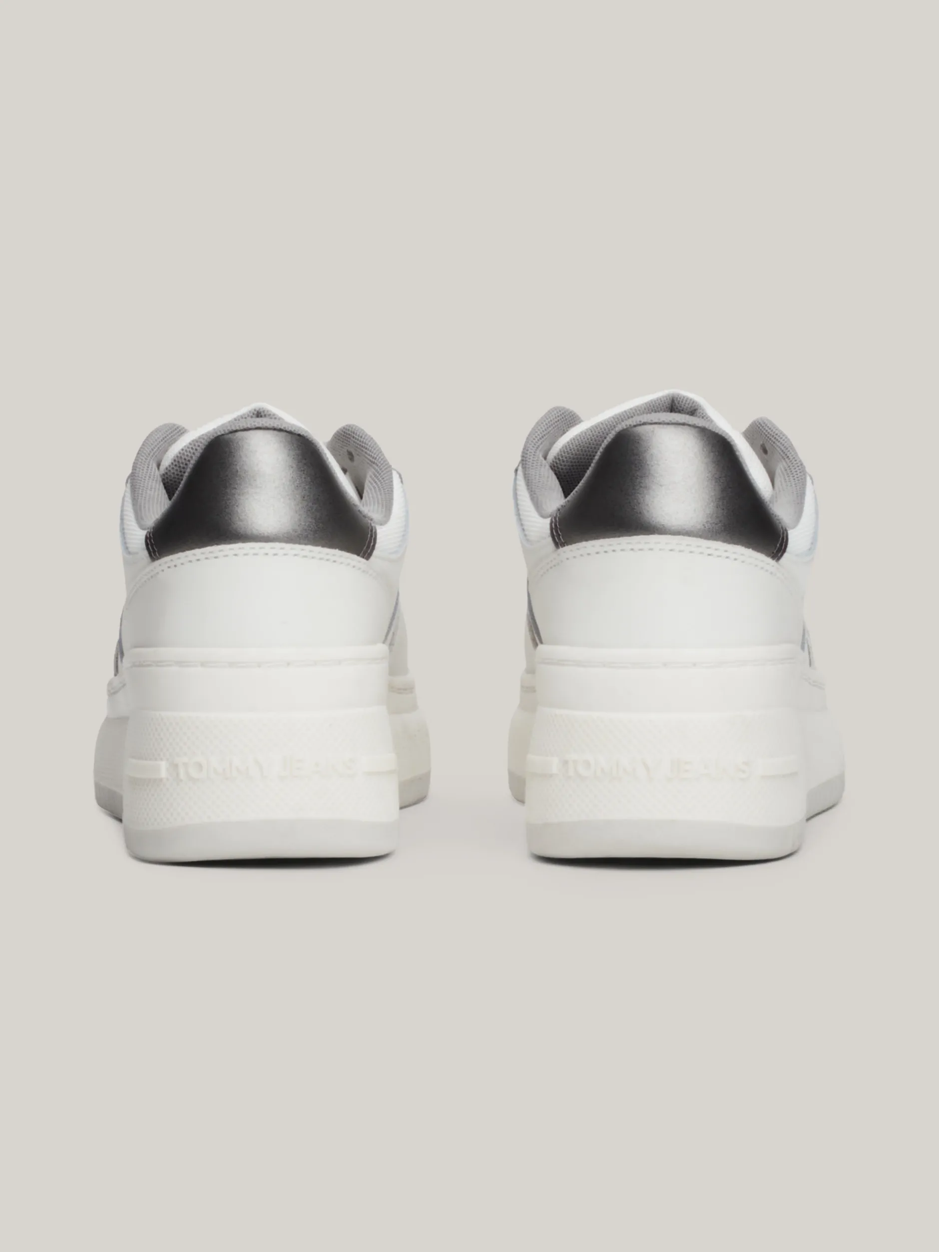 Sneakersy*Tommy Hilfiger Skórzane Buty Sportowe Na Platformie ECRU / METALLIC WARMSTONE