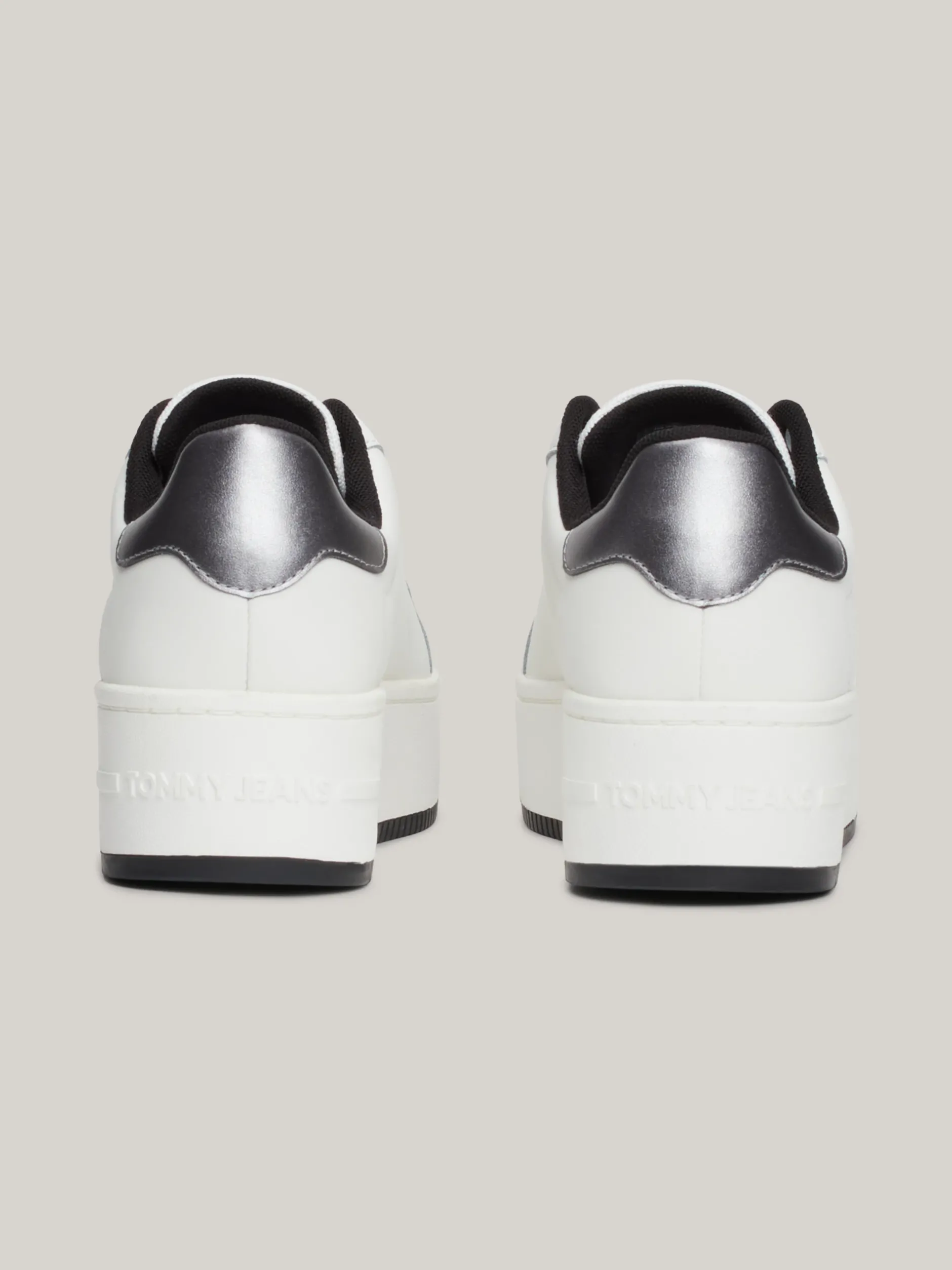 Sneakersy*Tommy Hilfiger Skórzane Buty Sportowe Na Płaskiej Podeszwie BLACK