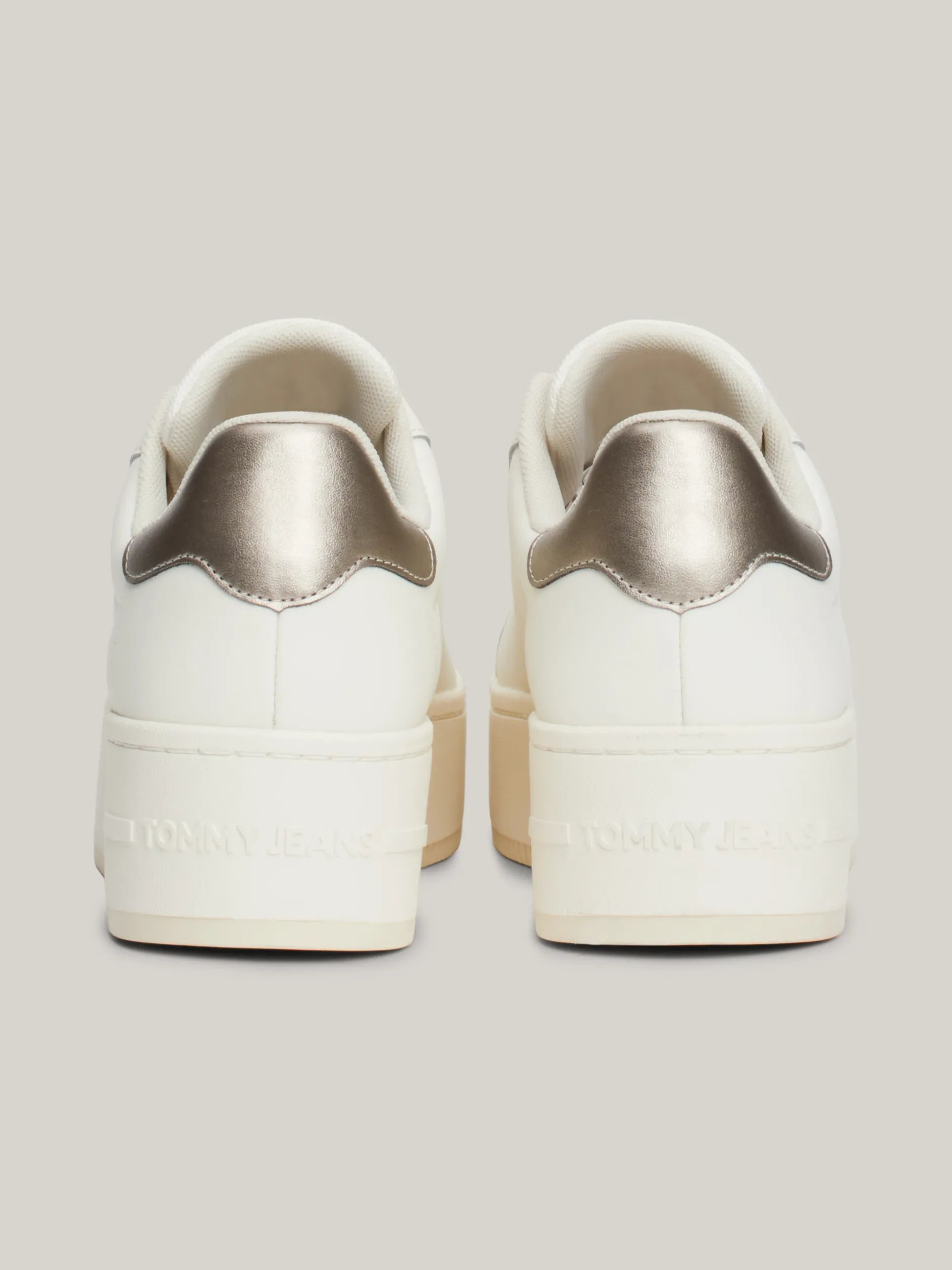 Sneakersy*Tommy Hilfiger Skórzane Buty Sportowe Na Płaskiej Podeszwie IVORY / GRAY GOLD