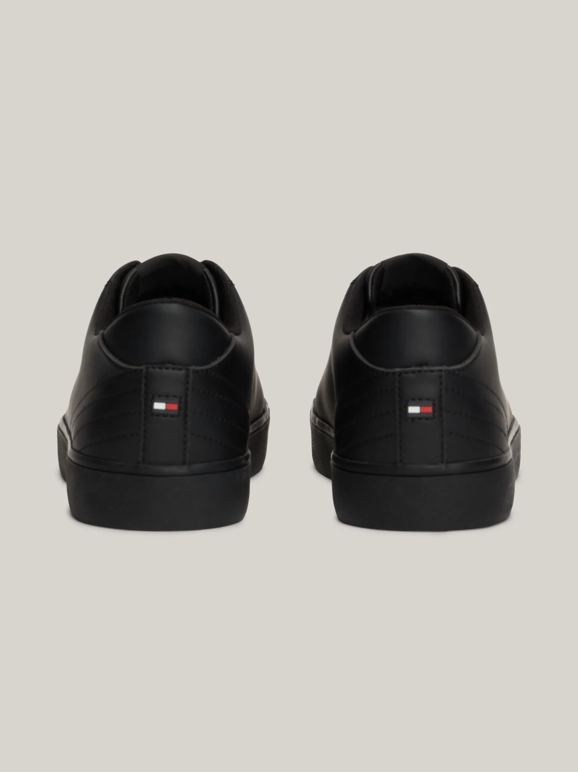 Sneakersy*Tommy Hilfiger Skórzane Buty Sportowe Na Płaskiej Platformie BLACK