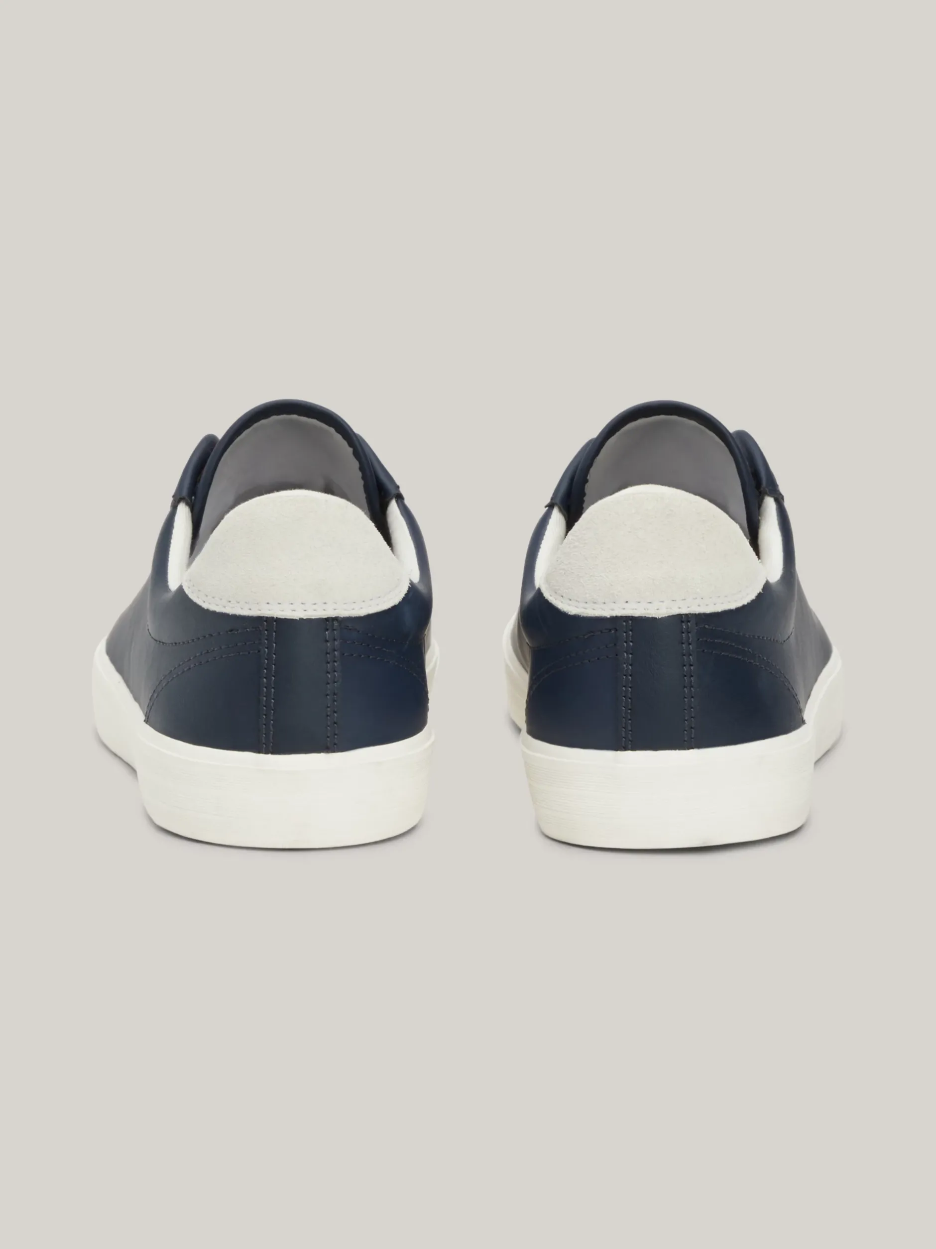 Sneakersy*Tommy Hilfiger Skórzane Buty Sportowe Z Logo DARK NIGHT NAVY