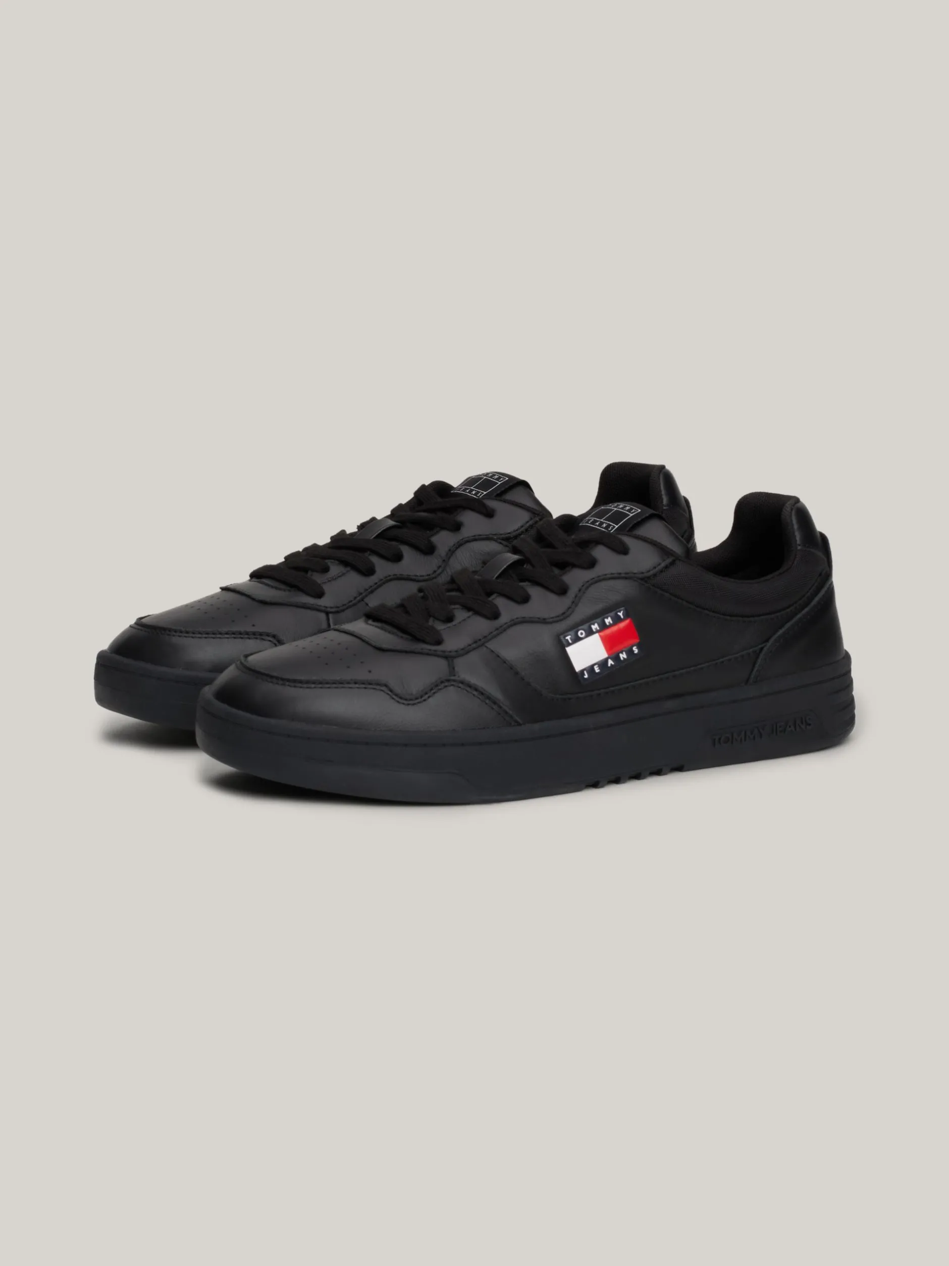 Sneakersy*Tommy Hilfiger Skórzane Buty Sportowe Z Logo BLACK