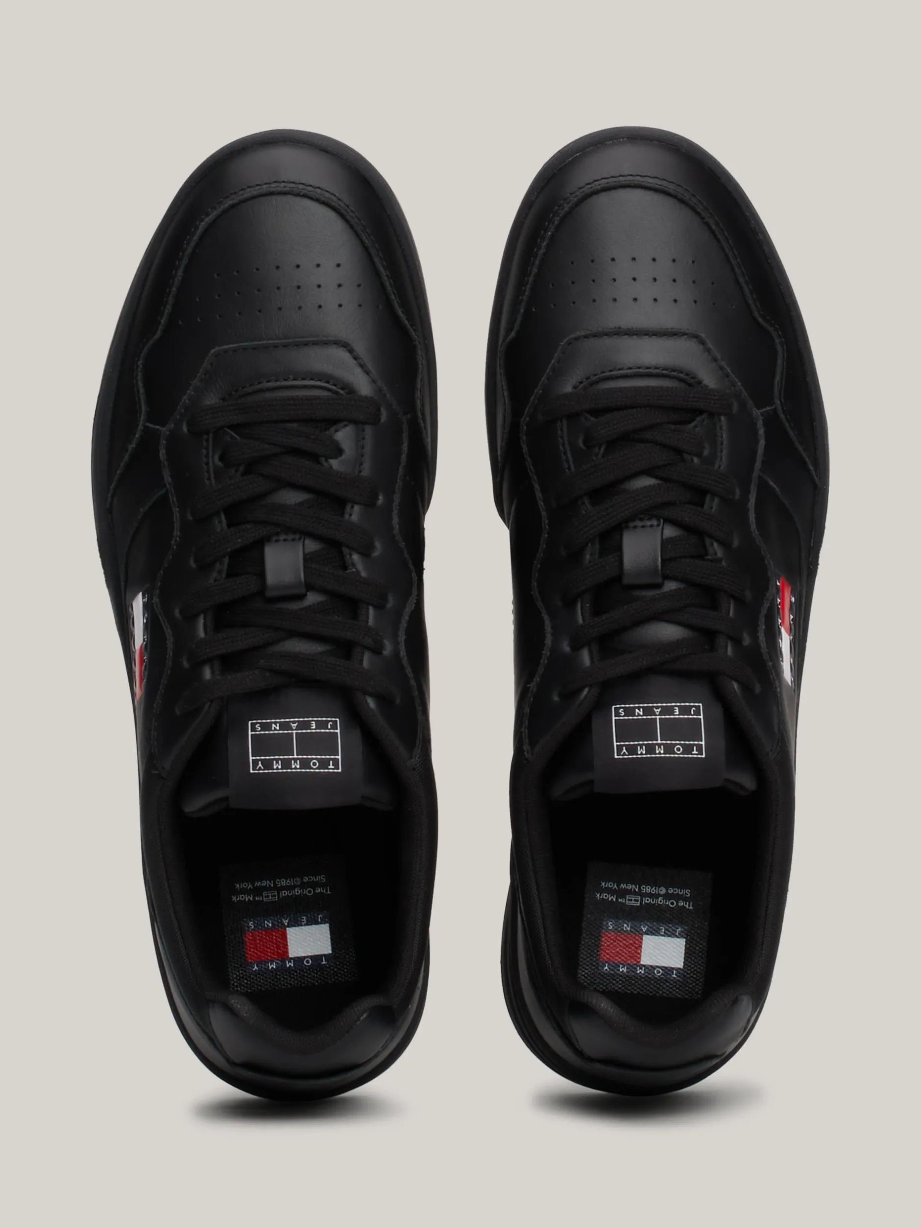 Sneakersy*Tommy Hilfiger Skórzane Buty Sportowe Z Logo BLACK