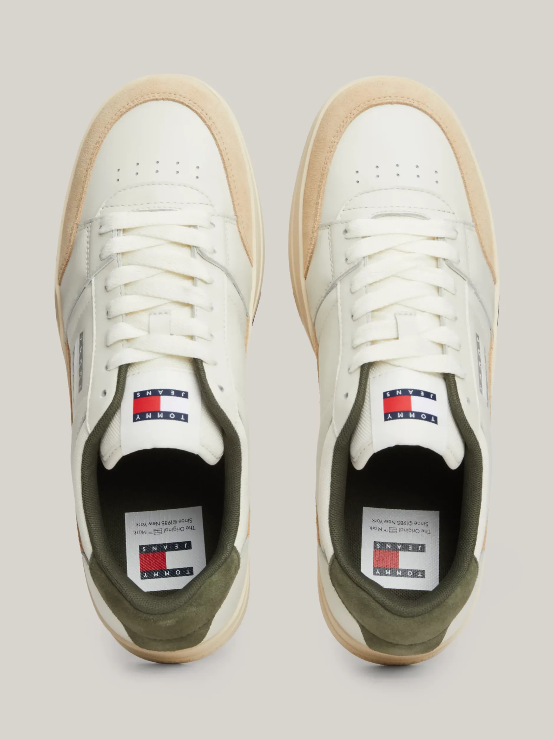 White Trainers|Sneakersy*Tommy Hilfiger Skórzane Buty Sportowe Z Logo W Kolorze Tła IVORY