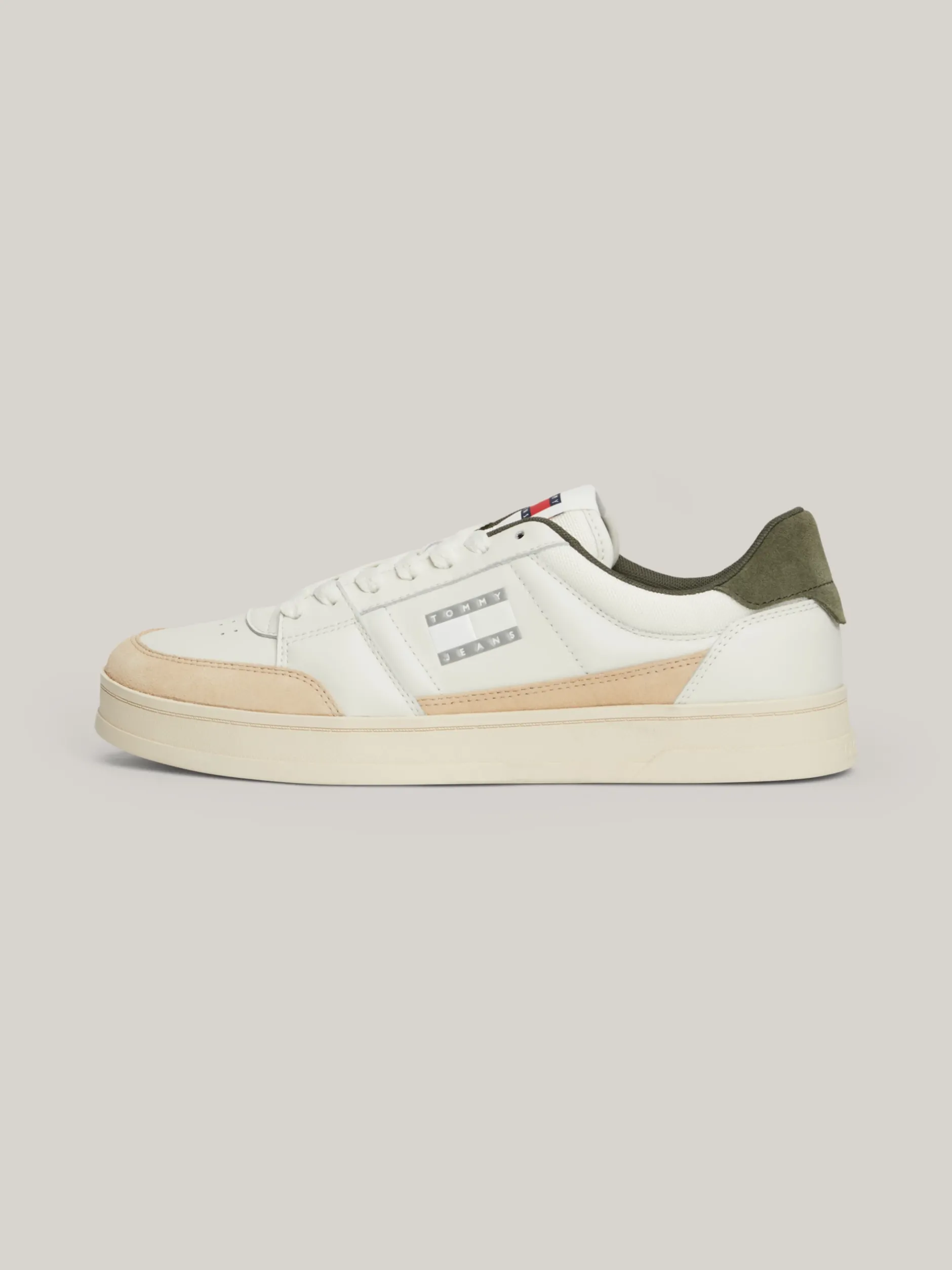 White Trainers|Sneakersy*Tommy Hilfiger Skórzane Buty Sportowe Z Logo W Kolorze Tła IVORY