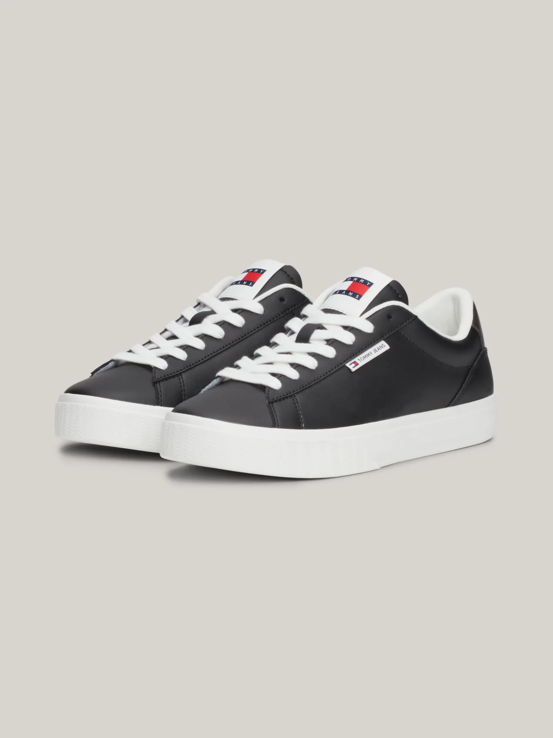Sneakersy*Tommy Hilfiger Skórzane Buty Sportowe Z Podeszwą Cupsole BLACK