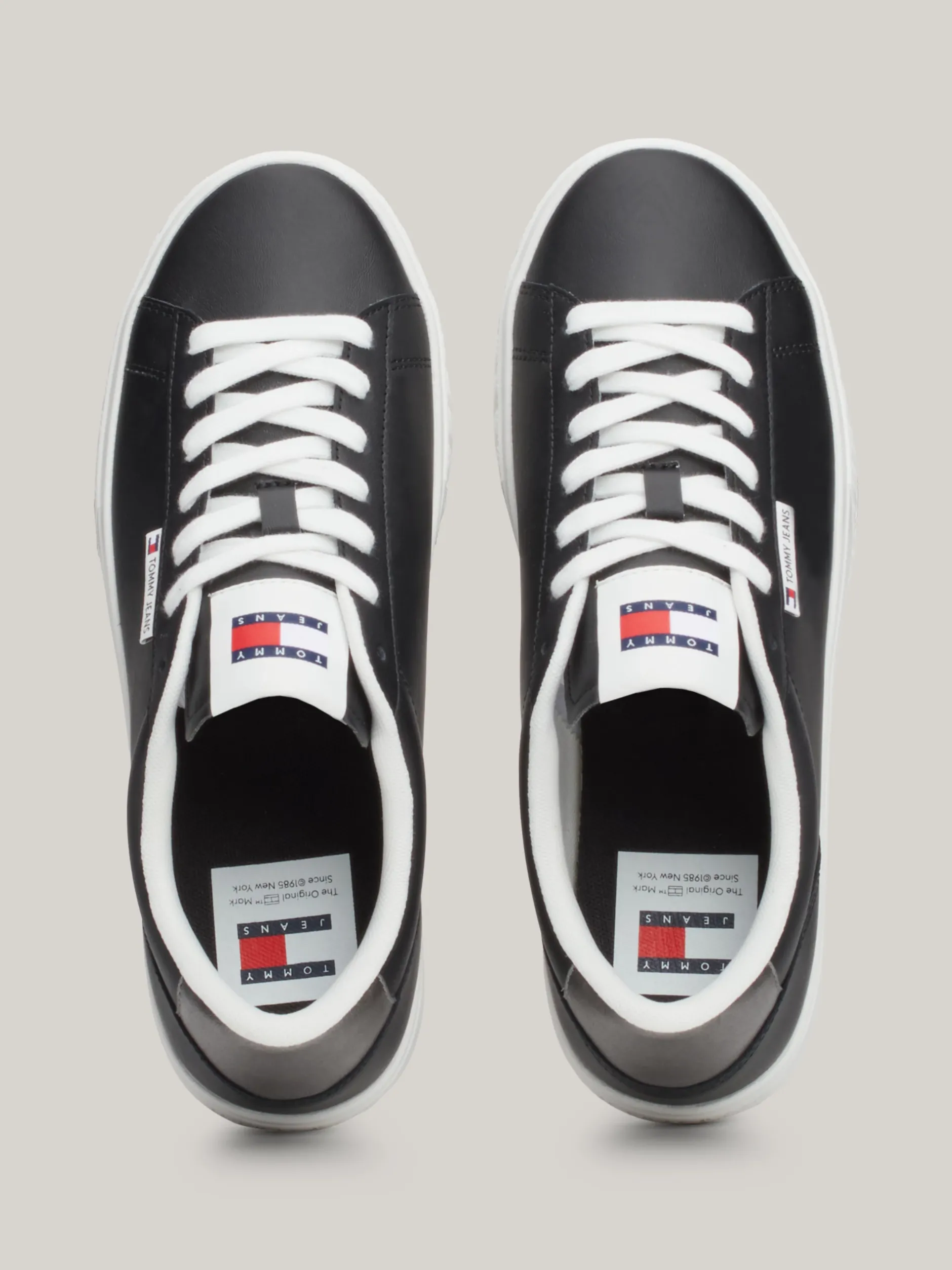 Sneakersy*Tommy Hilfiger Skórzane Buty Sportowe Z Podeszwą Cupsole BLACK