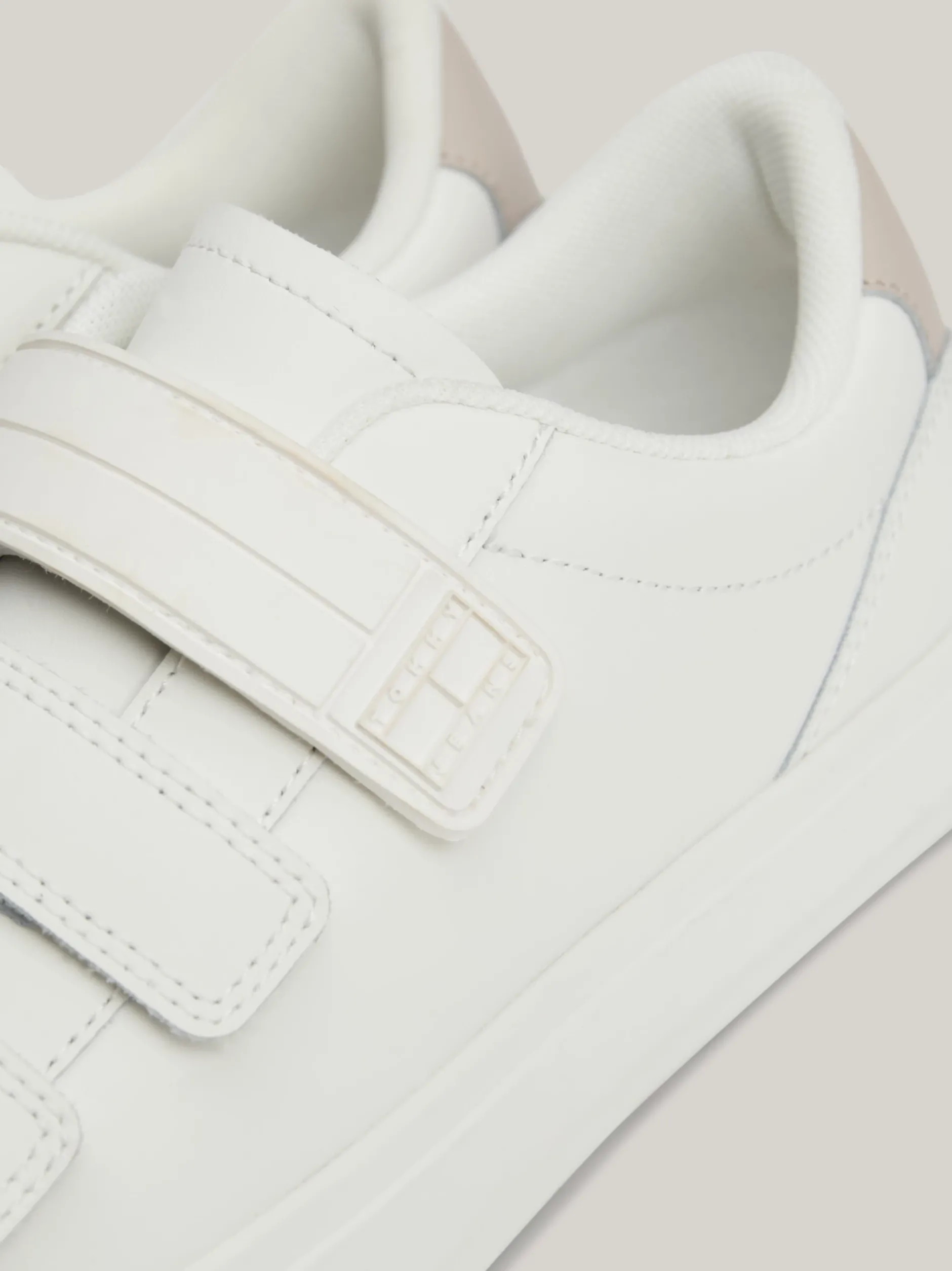 Sneakersy*Tommy Hilfiger Skórzane Buty Sportowe Z Zapięciem Na Rzepy DRIFTY DUNES