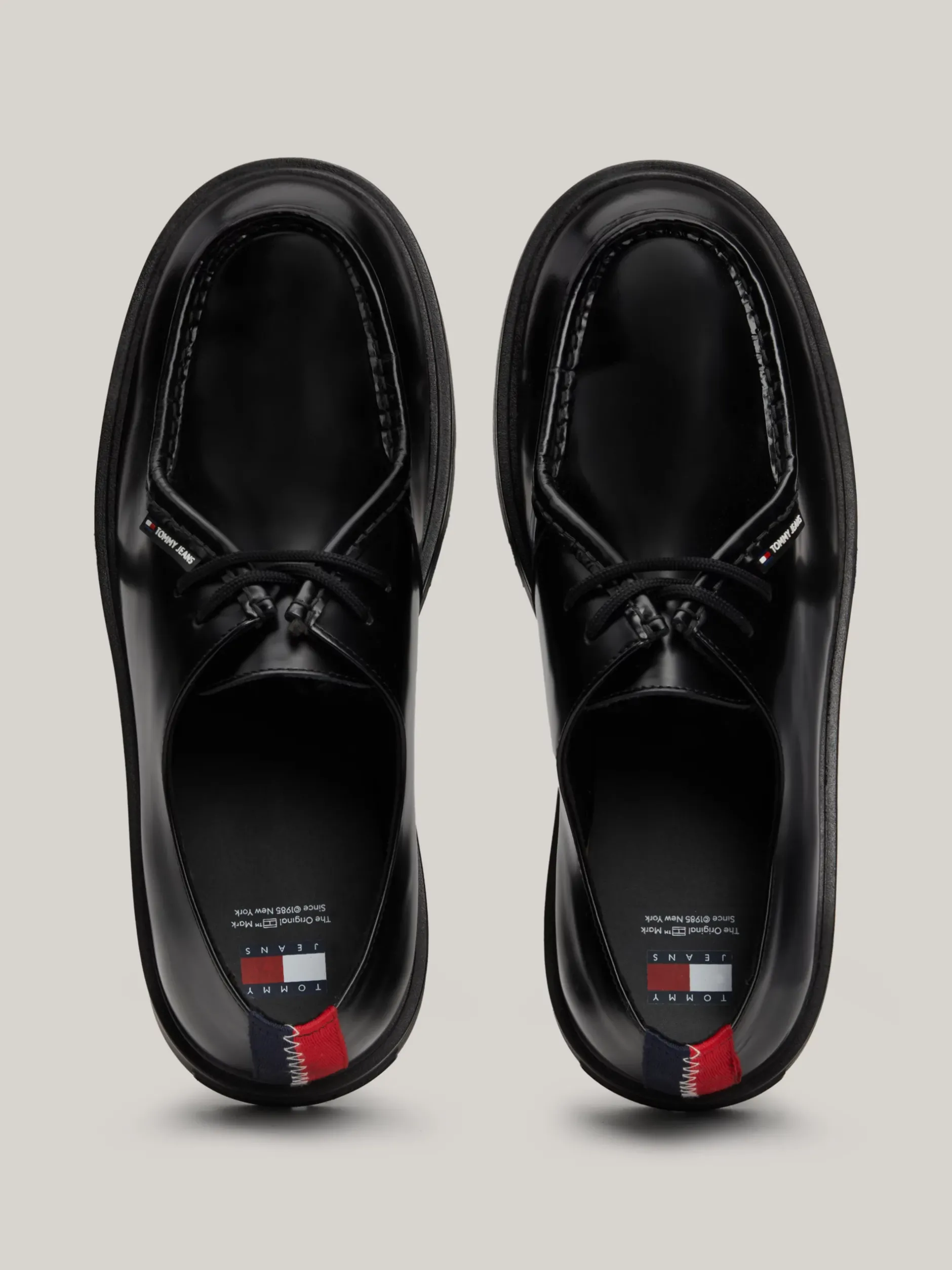 Buty Casual*Tommy Hilfiger Skórzane Buty Typu Derby Na Grubej Podeszwie BLACK