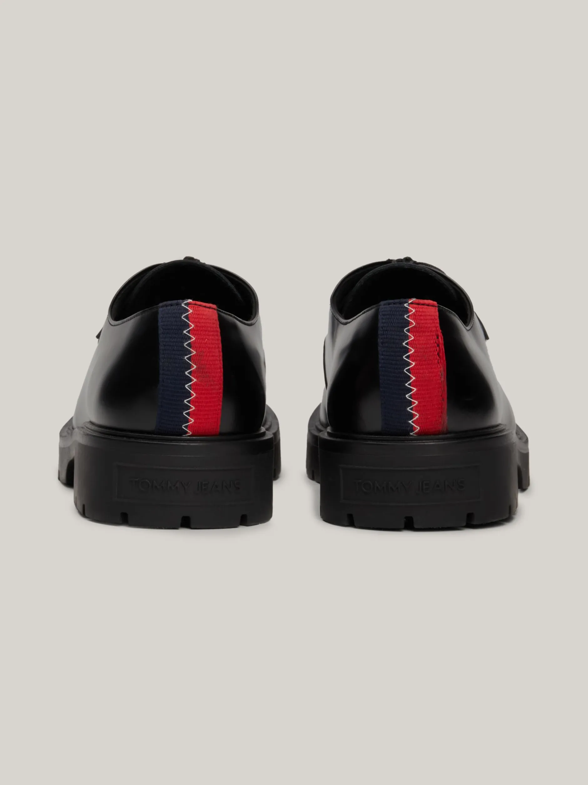 Buty Casual*Tommy Hilfiger Skórzane Buty Typu Derby Na Grubej Podeszwie BLACK