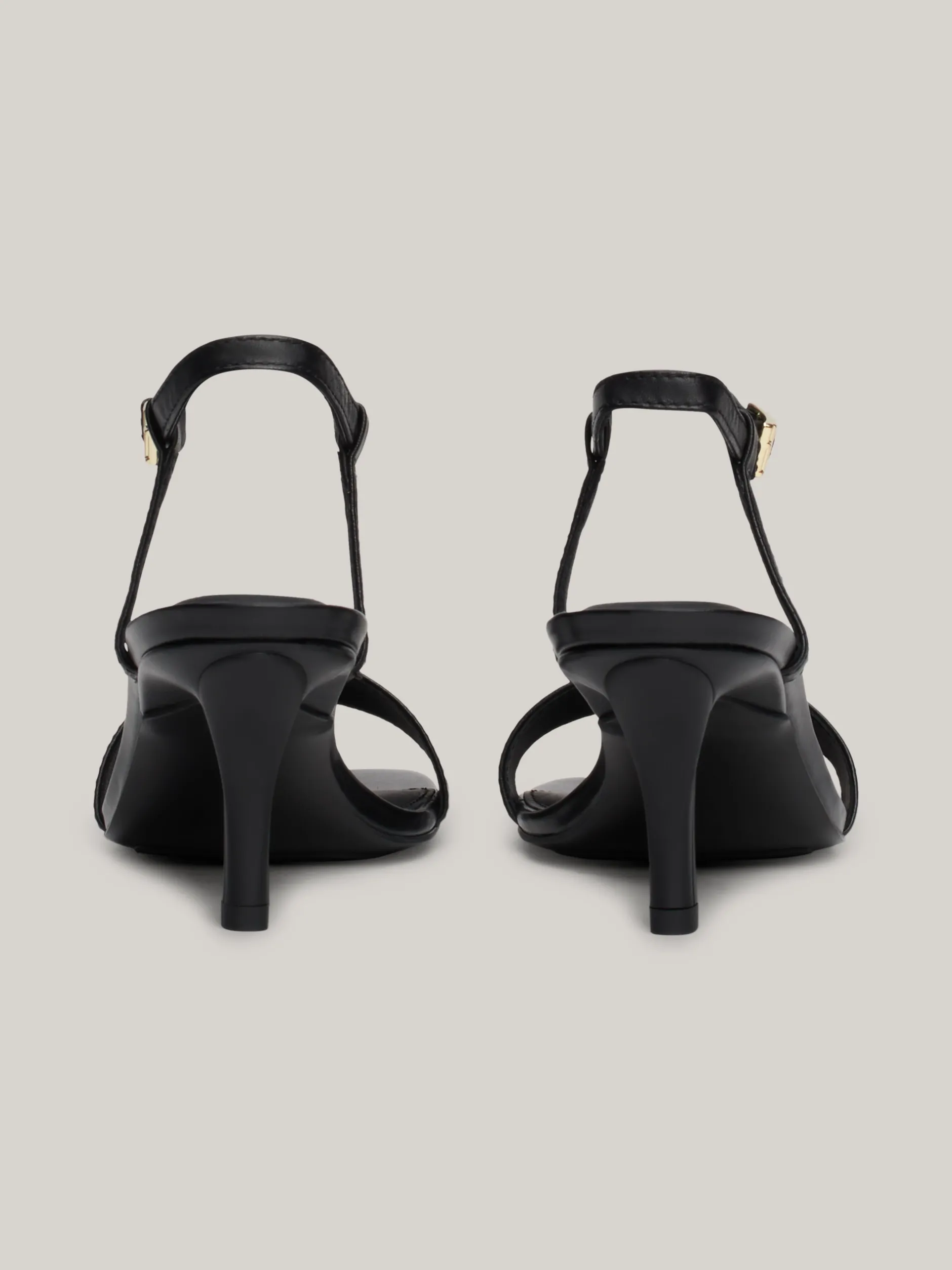 Sandały*Tommy Hilfiger Skórzane Sandały Na Kaczuszce TH Monogram BLACK