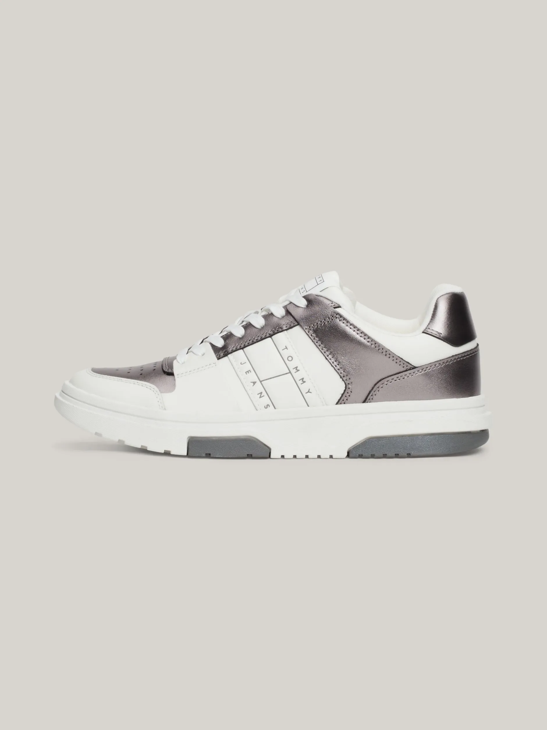 Sneakersy*Tommy Hilfiger Skórzane Tenisówki The Brooklyn WARM STONE