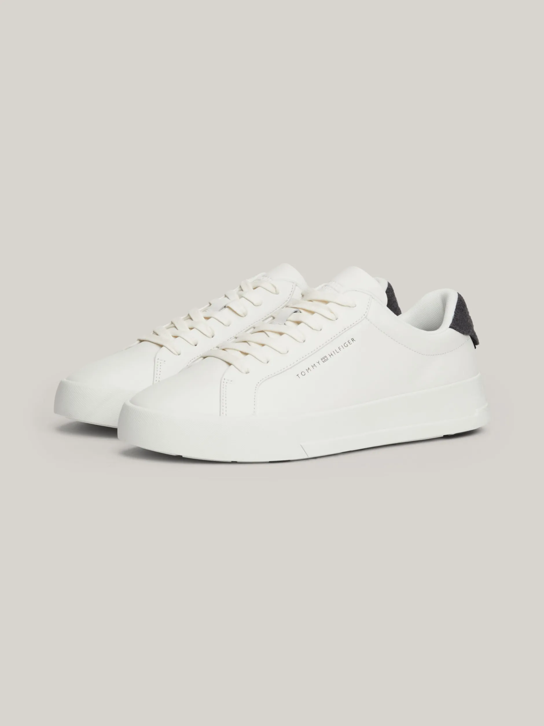 White Trainers|Sneakersy*Tommy Hilfiger Skórzane Tenisówki Typu Court ECRU
