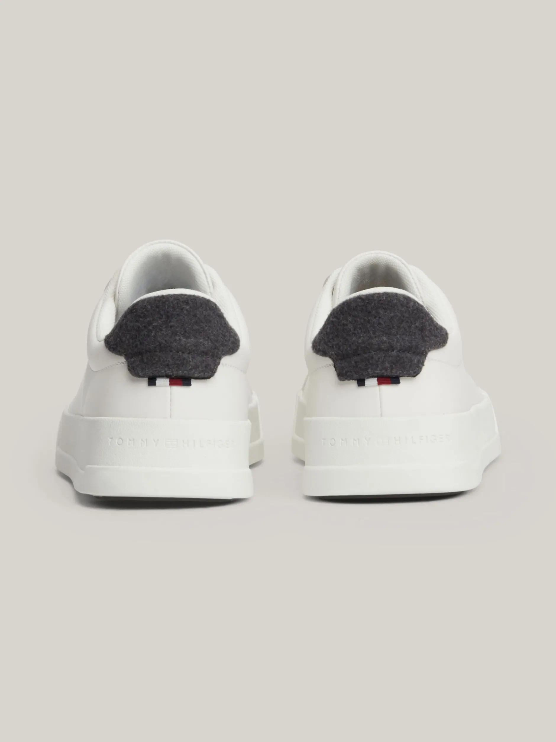 White Trainers|Sneakersy*Tommy Hilfiger Skórzane Tenisówki Typu Court ECRU