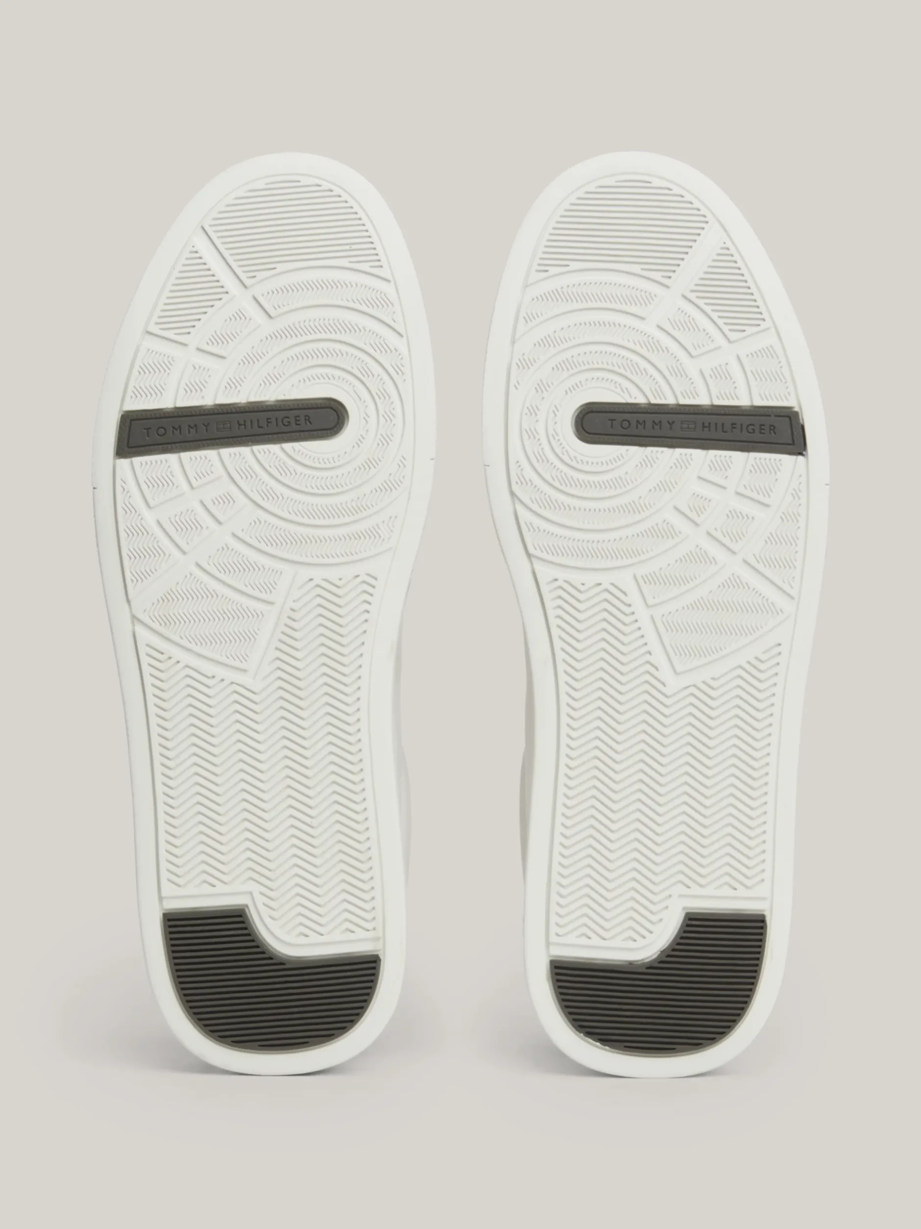 White Trainers|Sneakersy*Tommy Hilfiger Skórzane Tenisówki Typu Court ECRU