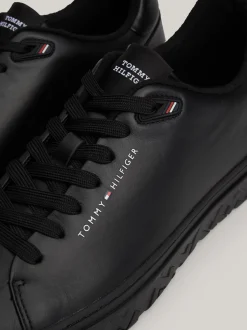 Sneakersy*Tommy Hilfiger Skórzane Tenisówki Typu Court TH Monogram BLACK